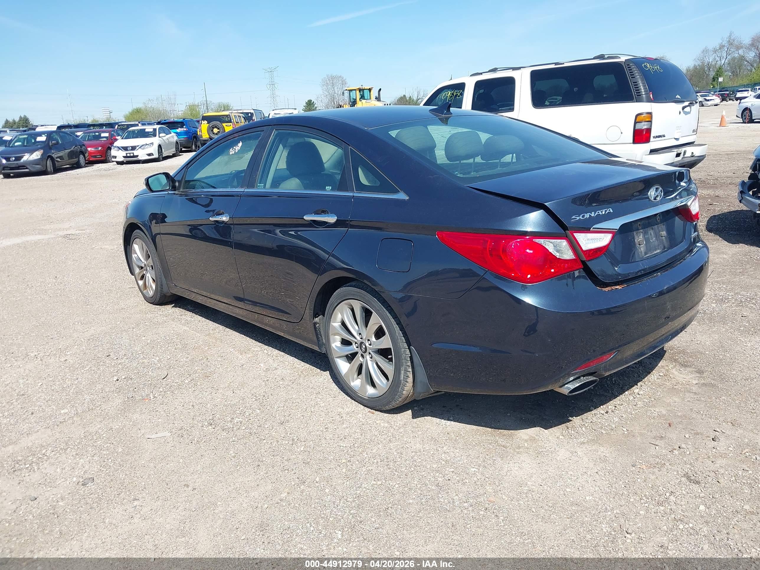 HYUNDAI SONATA image 3