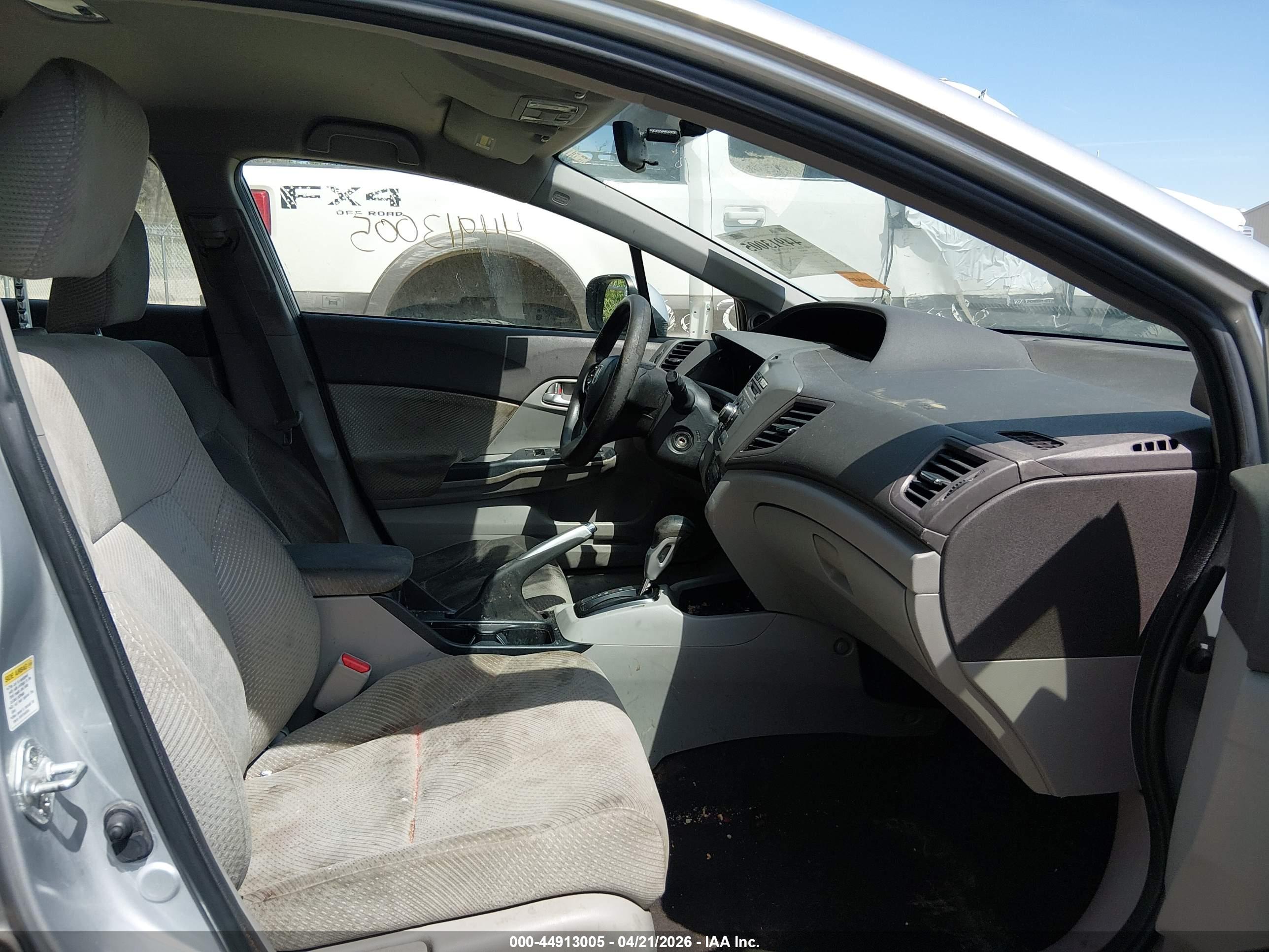 HONDA CIVIC image 5