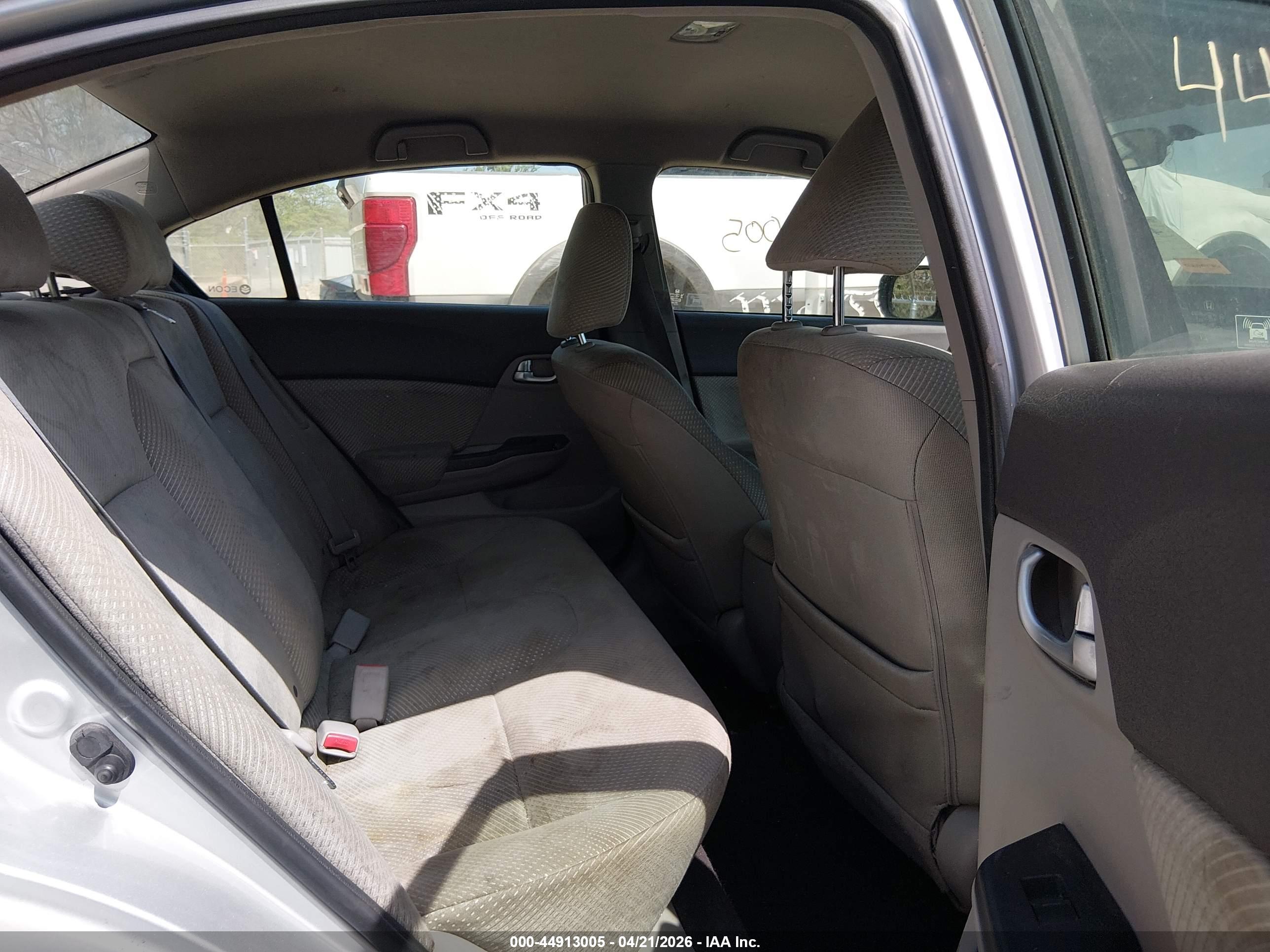 HONDA CIVIC image 8