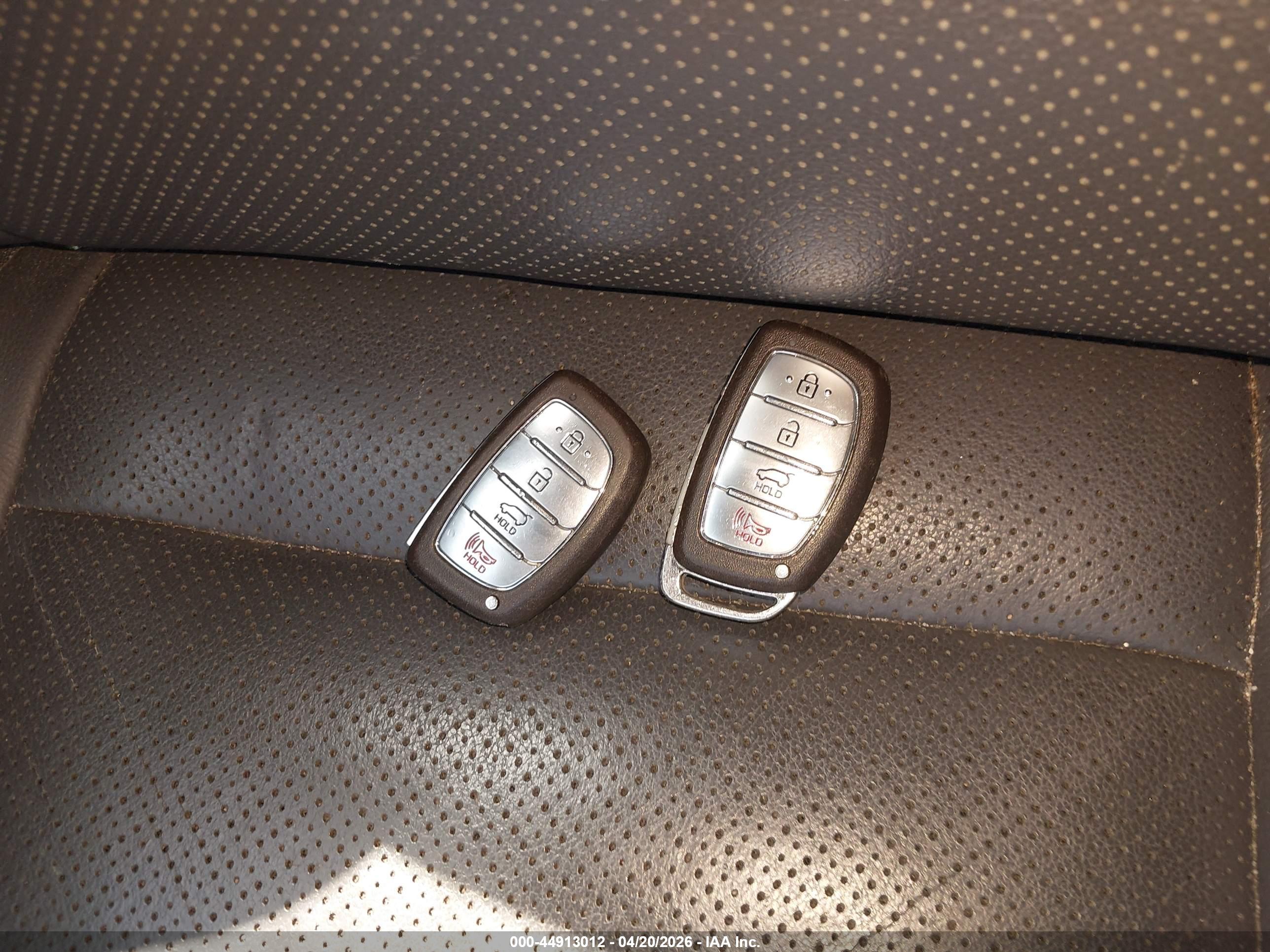 HYUNDAI IONIQ image 11