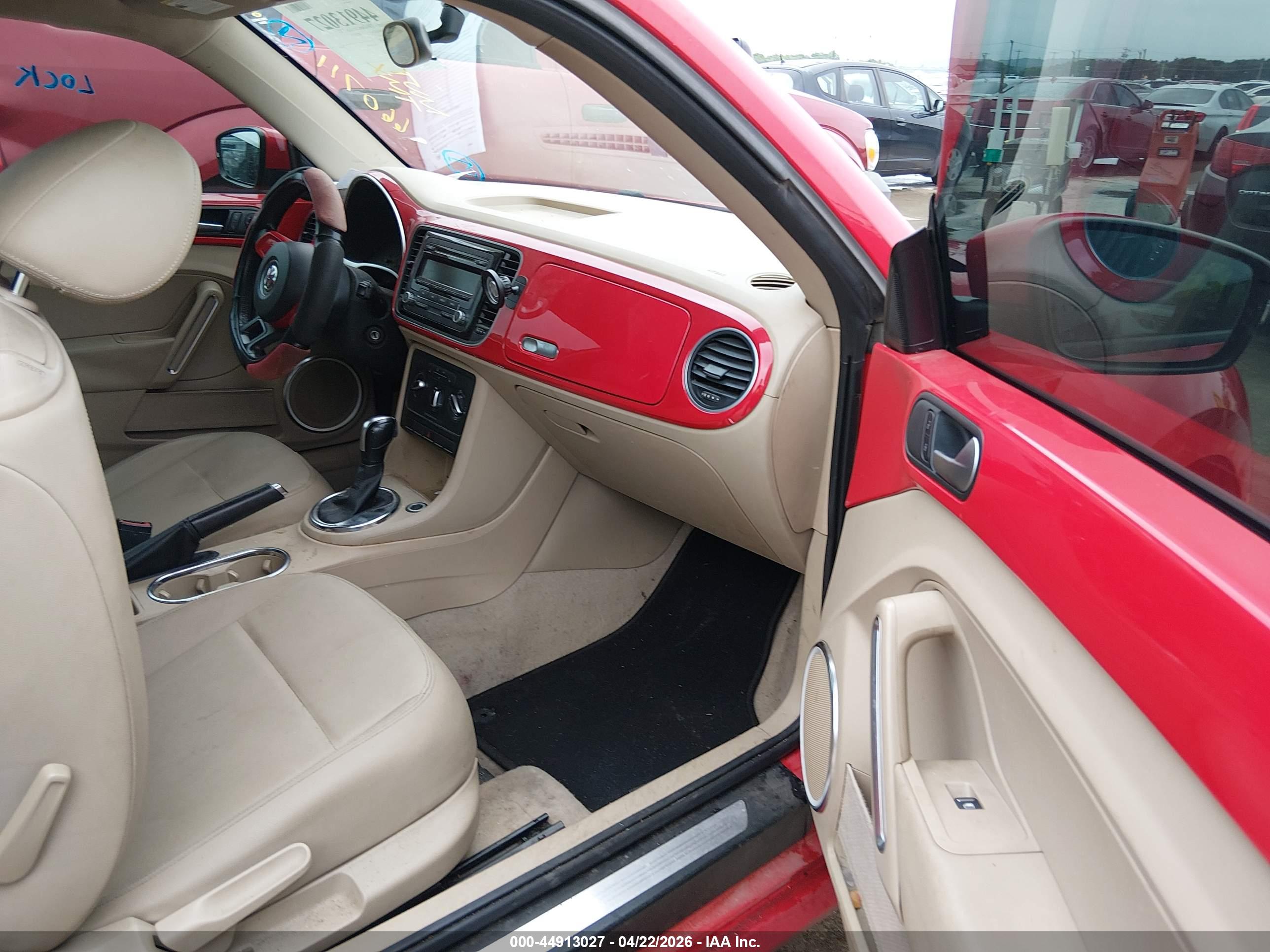VOLKSWAGEN BEETLE image 5