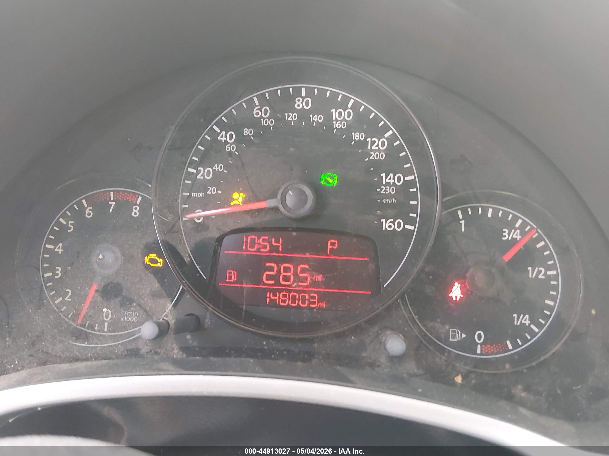 VOLKSWAGEN BEETLE image 7