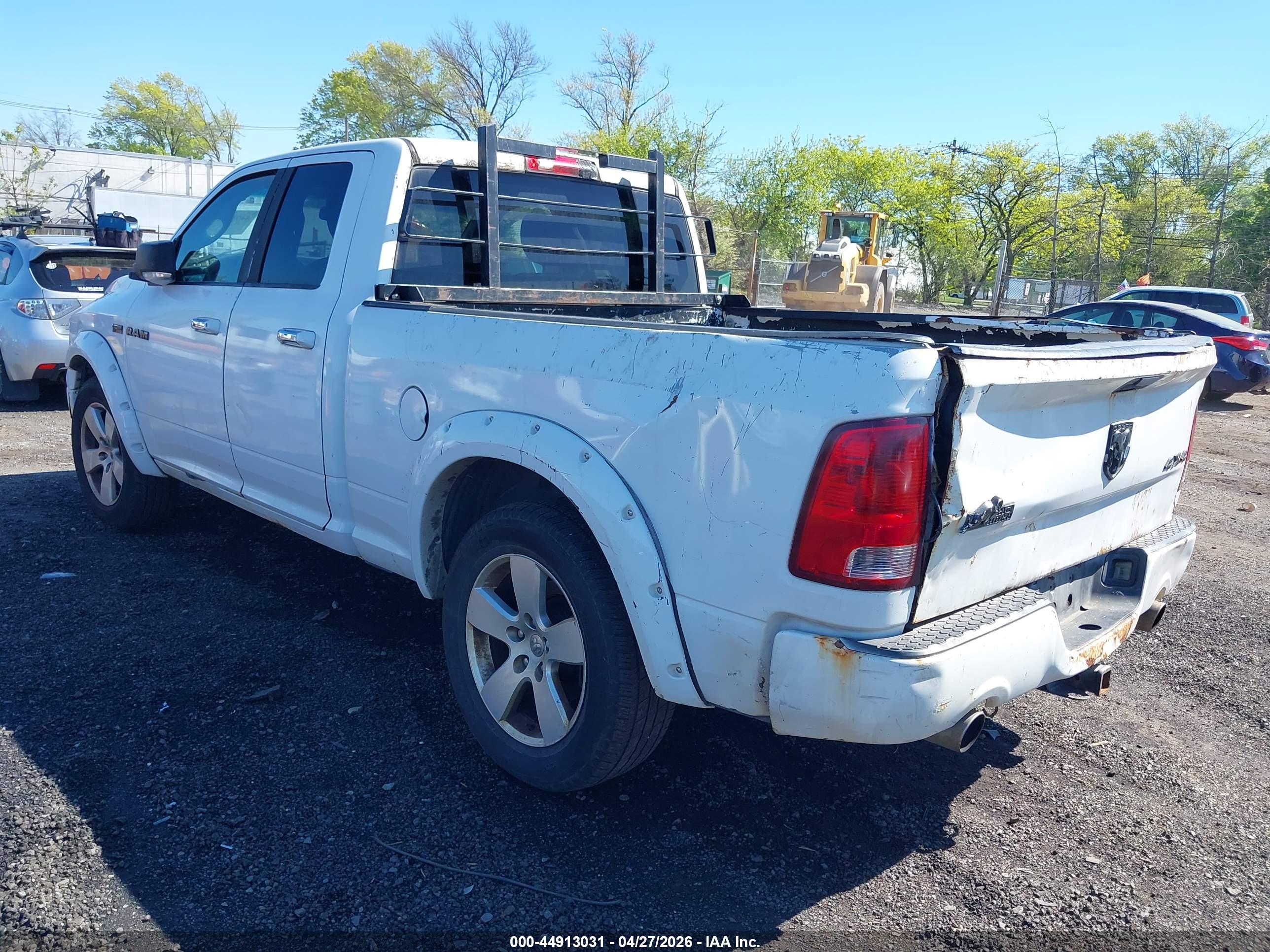DODGE RAM image 3