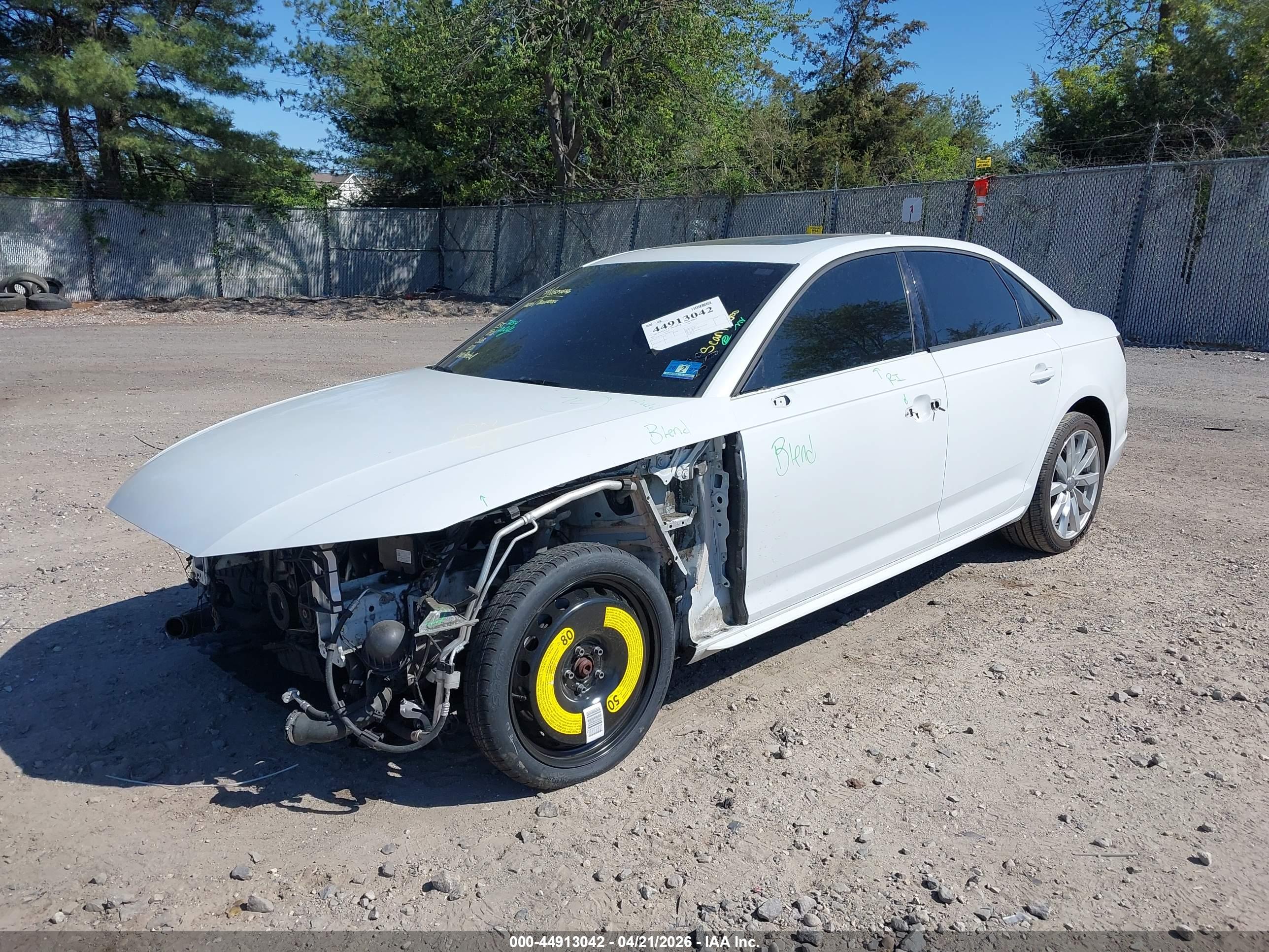 AUDI A4 image 2