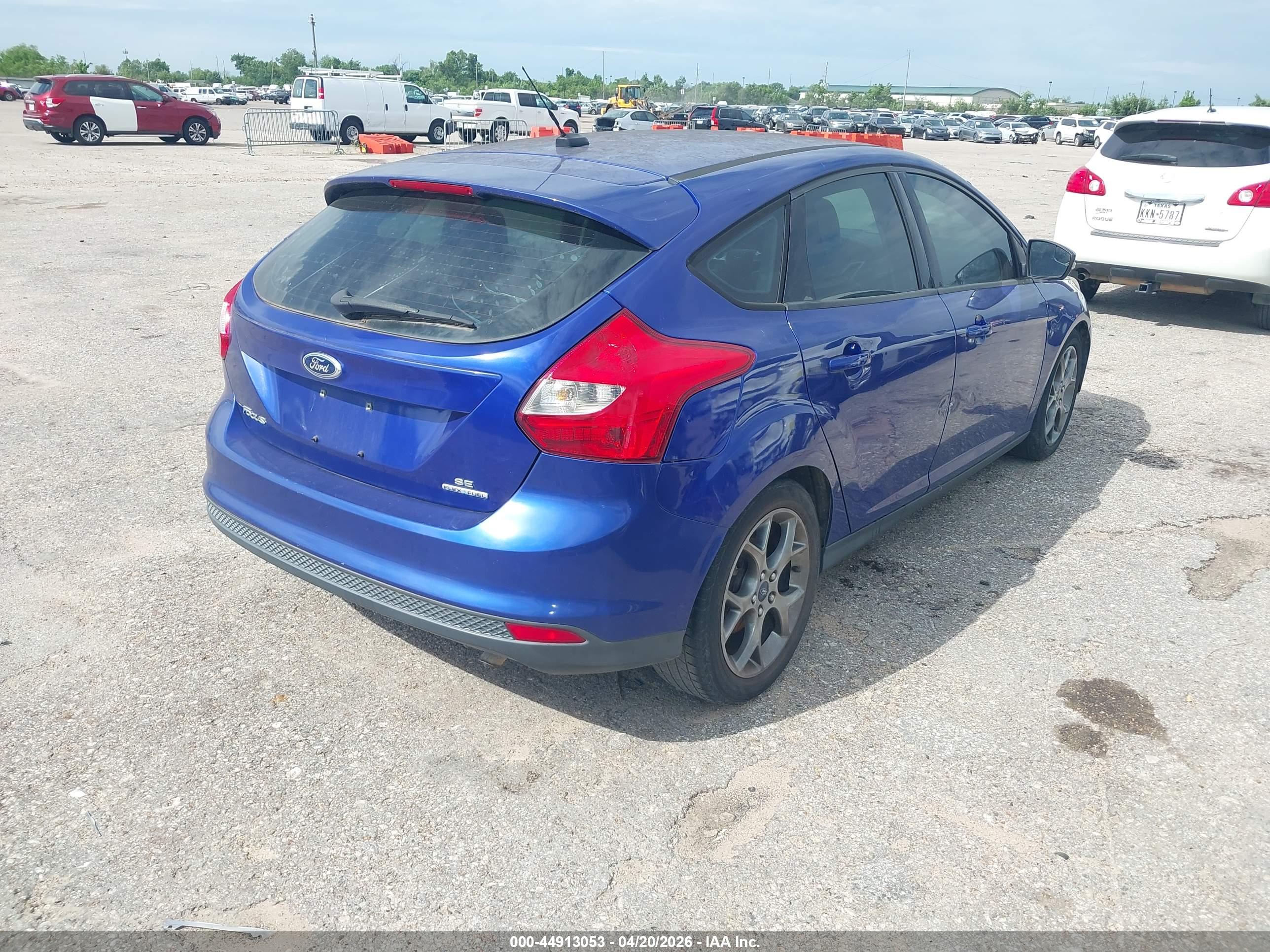 FORD FOCUS image 4