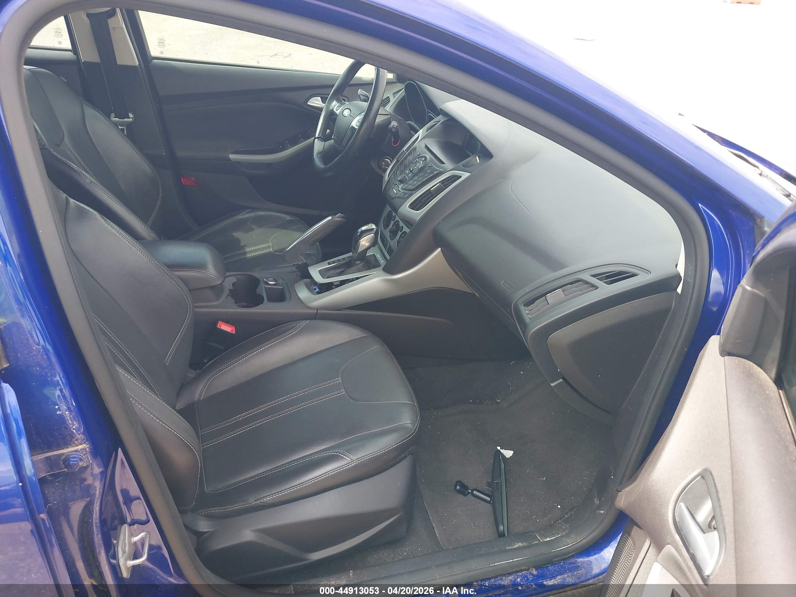 FORD FOCUS image 5