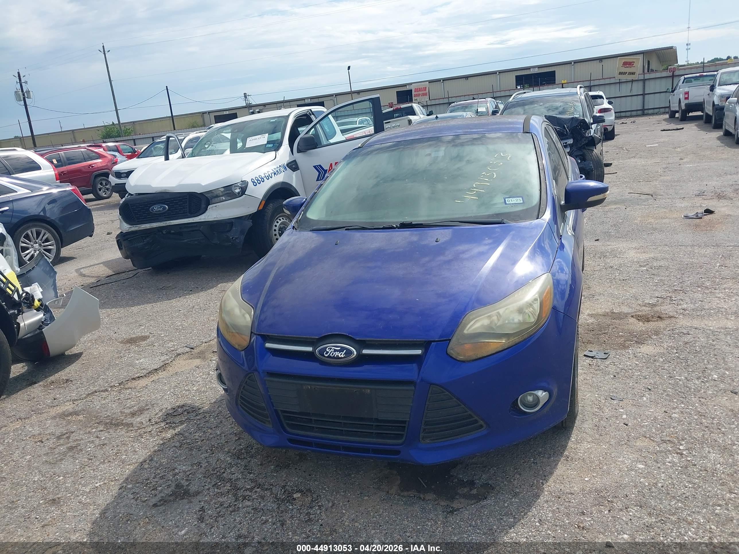 FORD FOCUS image 6