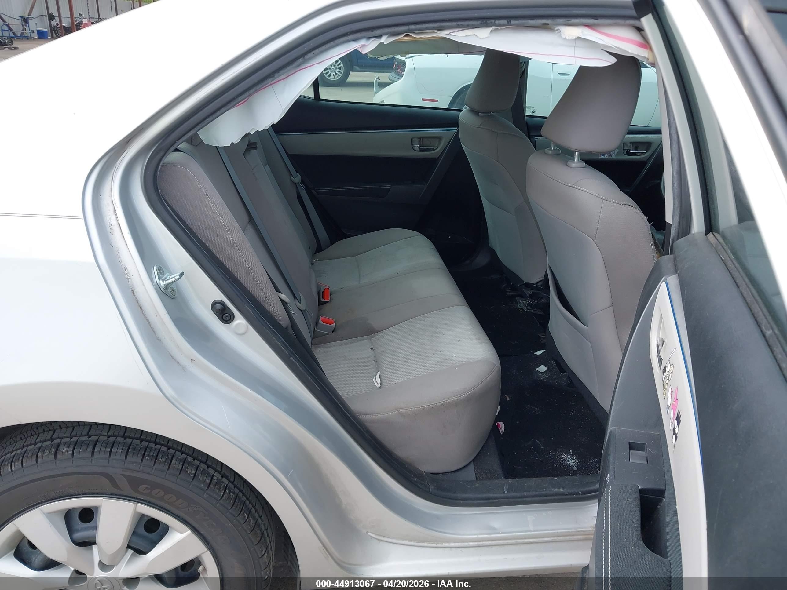 TOYOTA COROLLA image 8