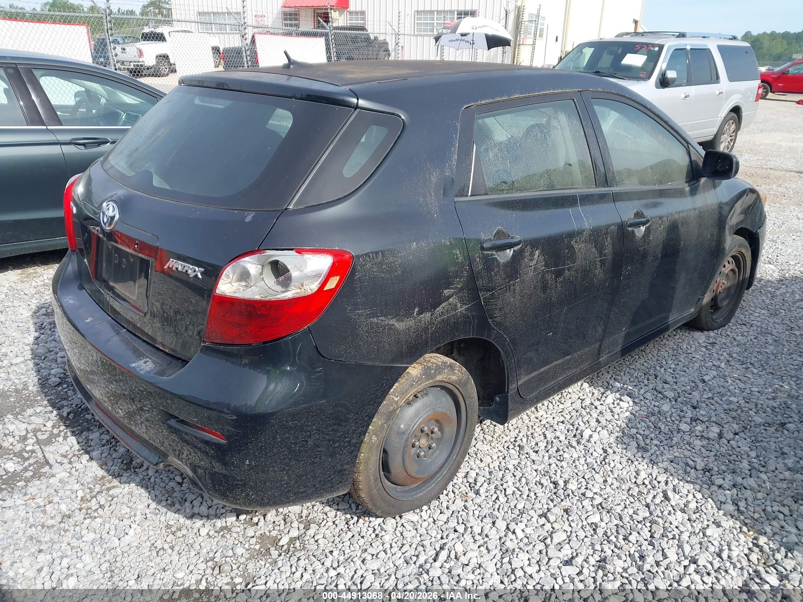 TOYOTA MATRIX image 4