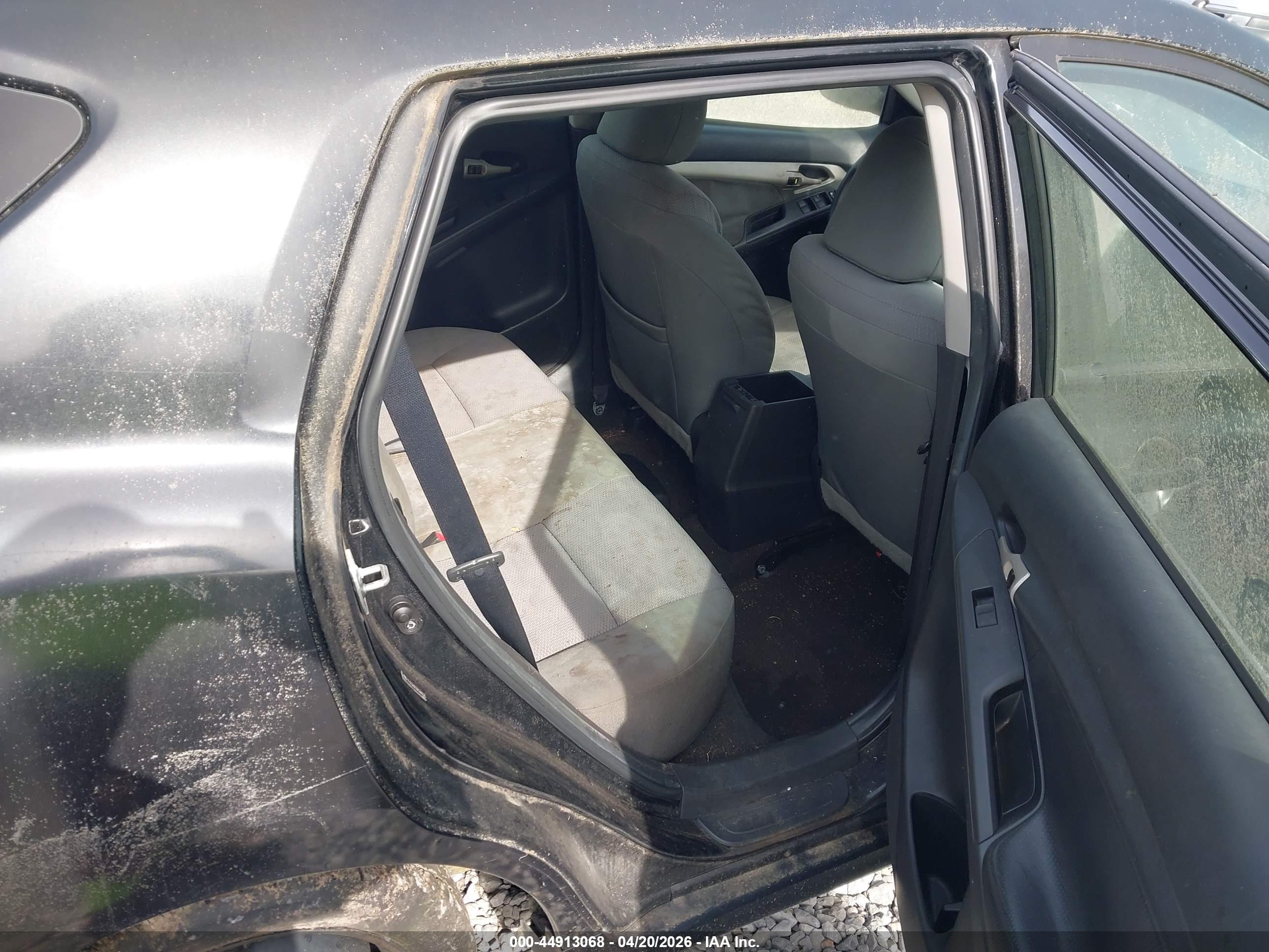 TOYOTA MATRIX image 8