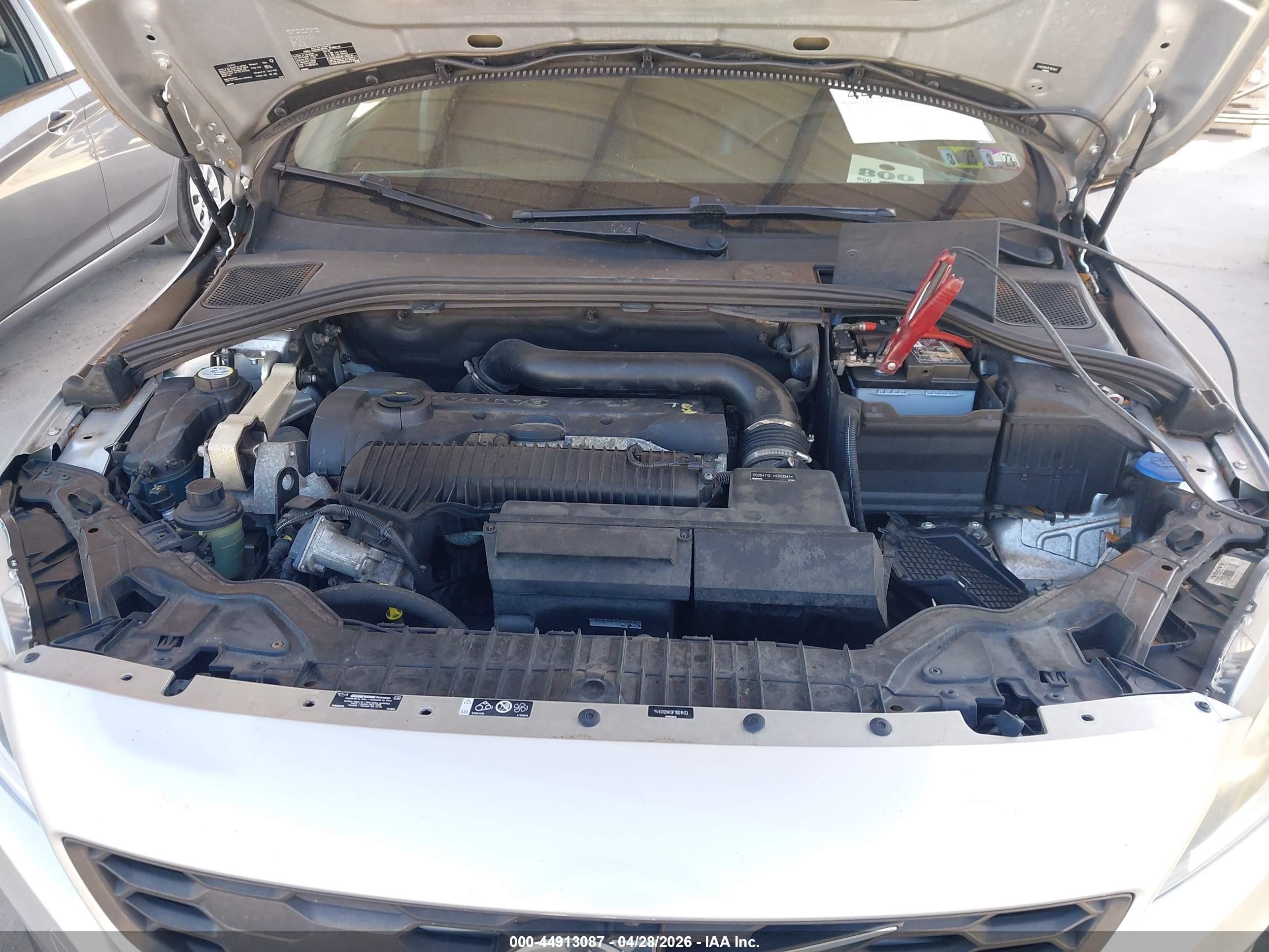 VOLVO V60 image 10