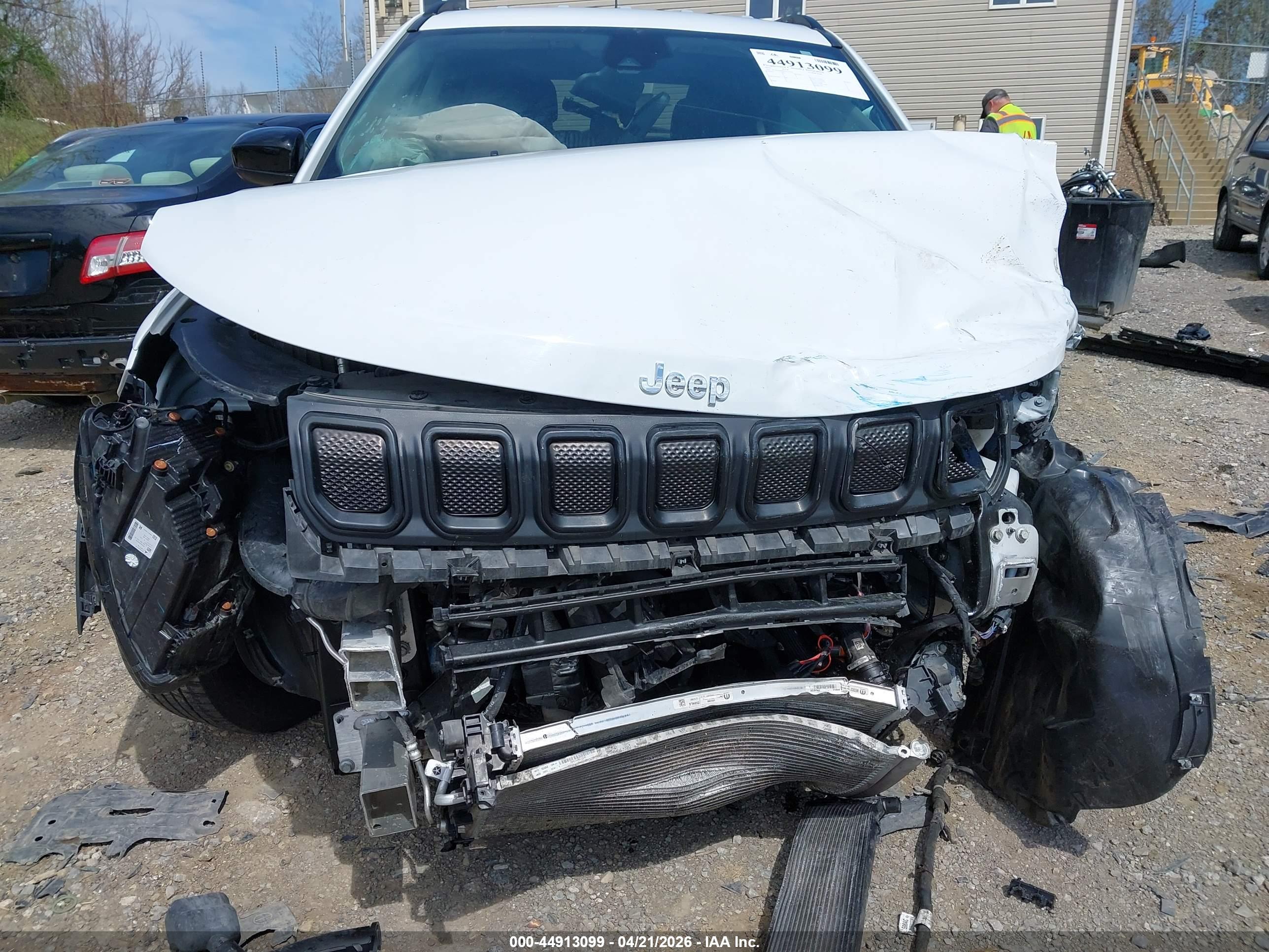 JEEP COMPASS image 6