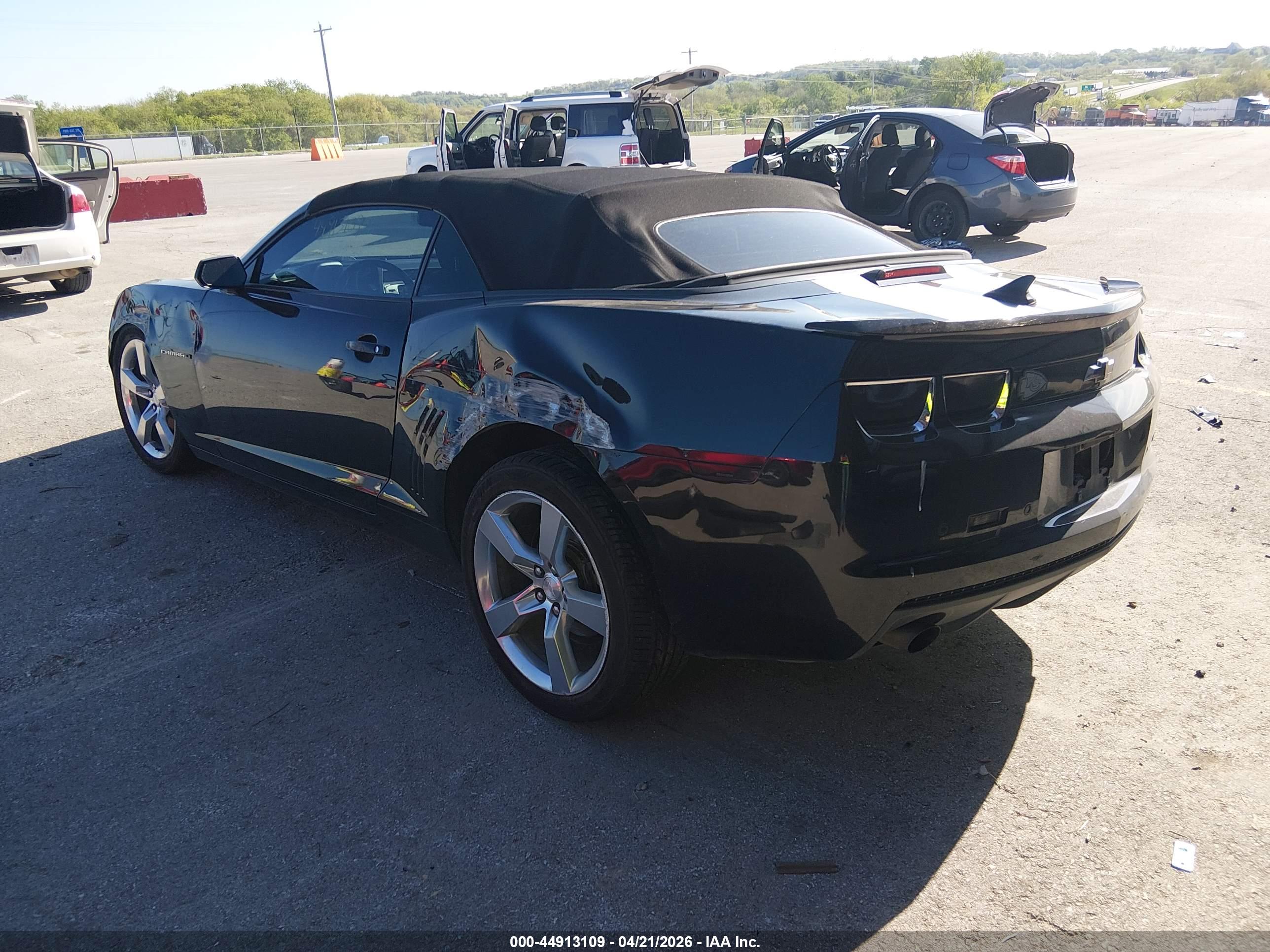 CHEVROLET CAMARO image 3