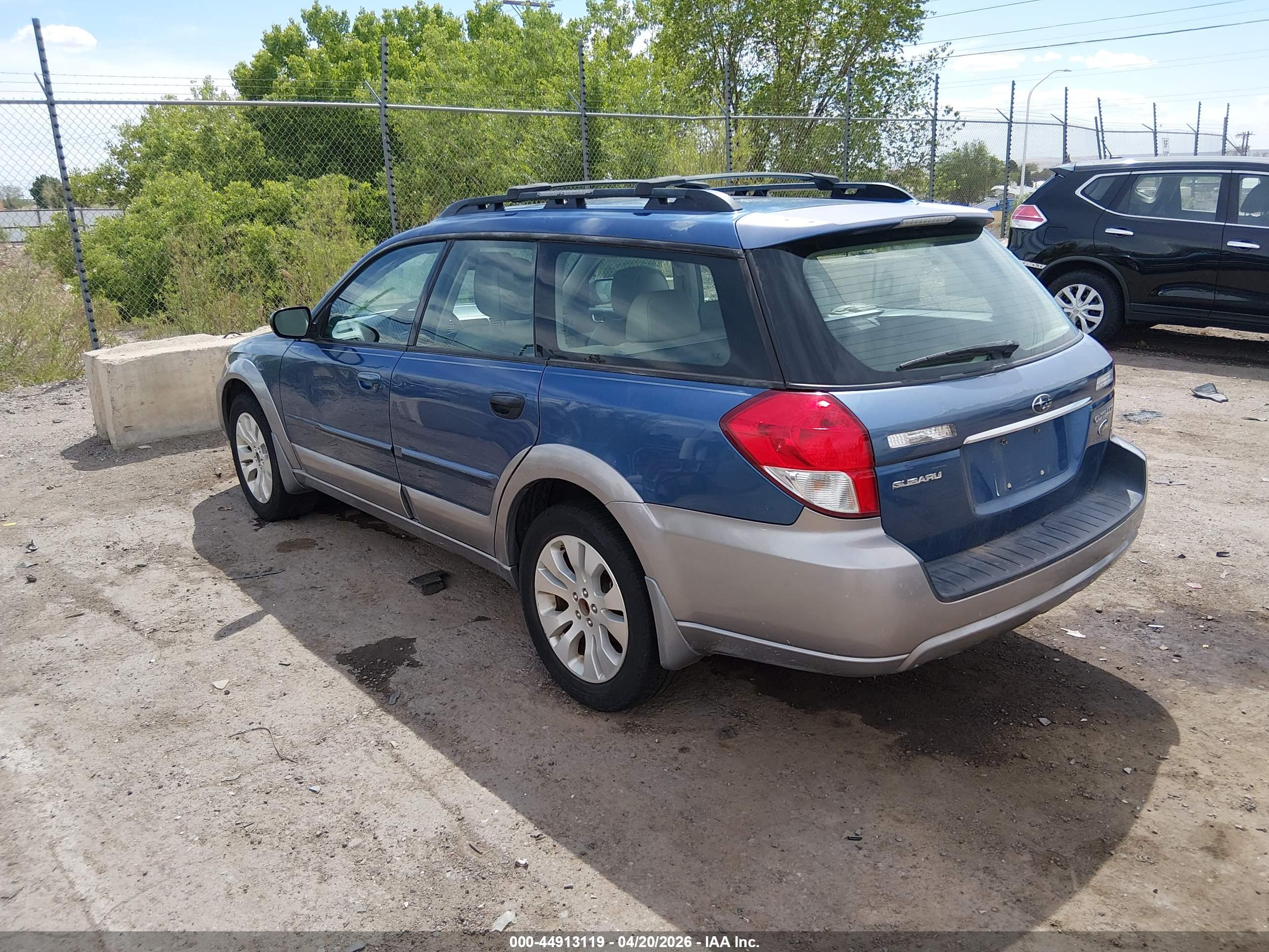 SUBARU OUTBACK image 3