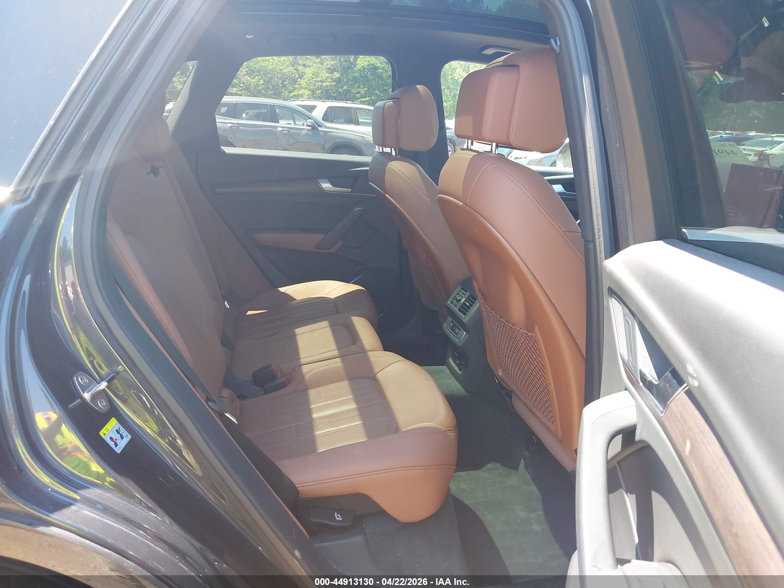 AUDI Q5 image 8