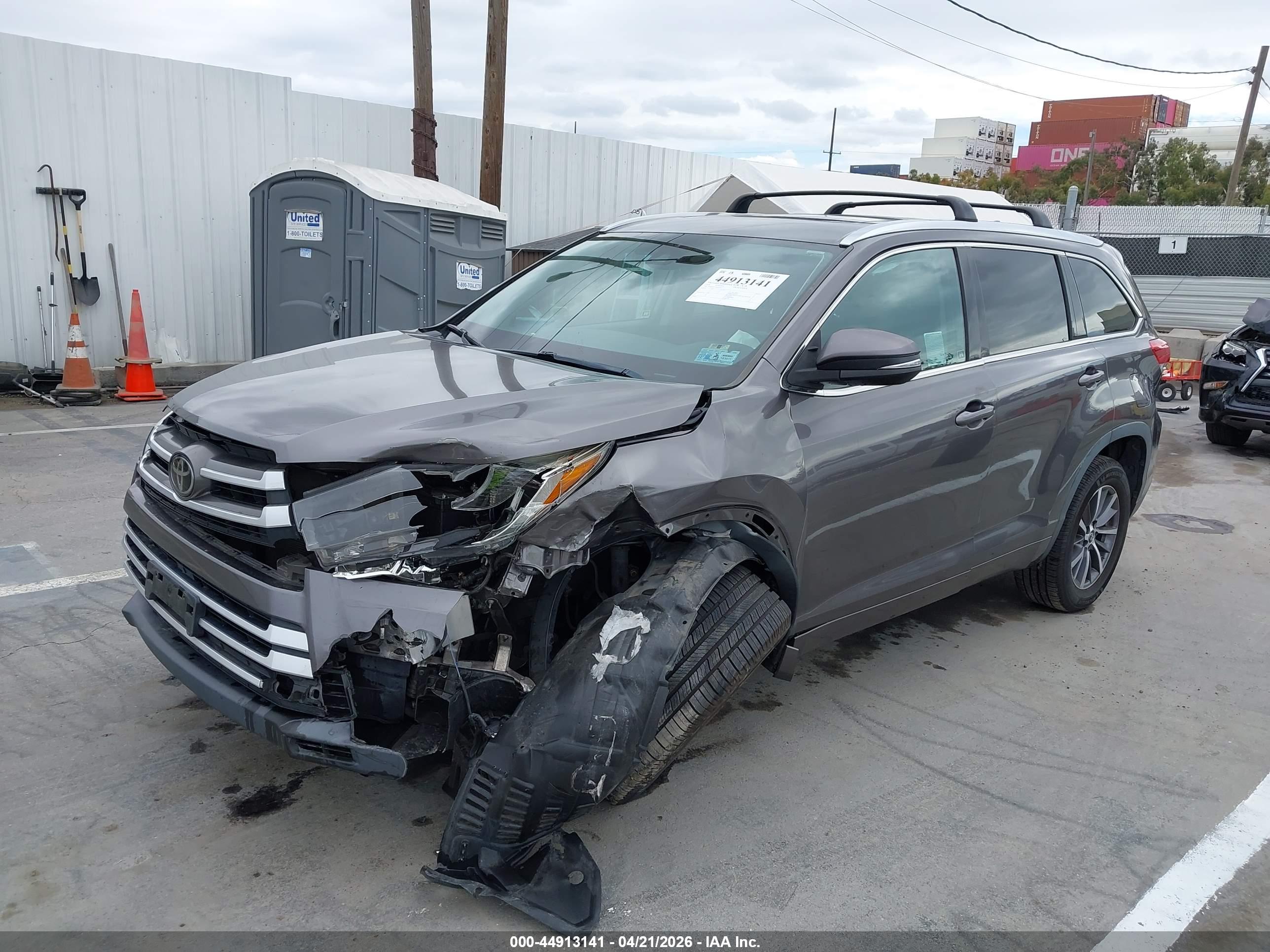 TOYOTA HIGHLANDER image 2