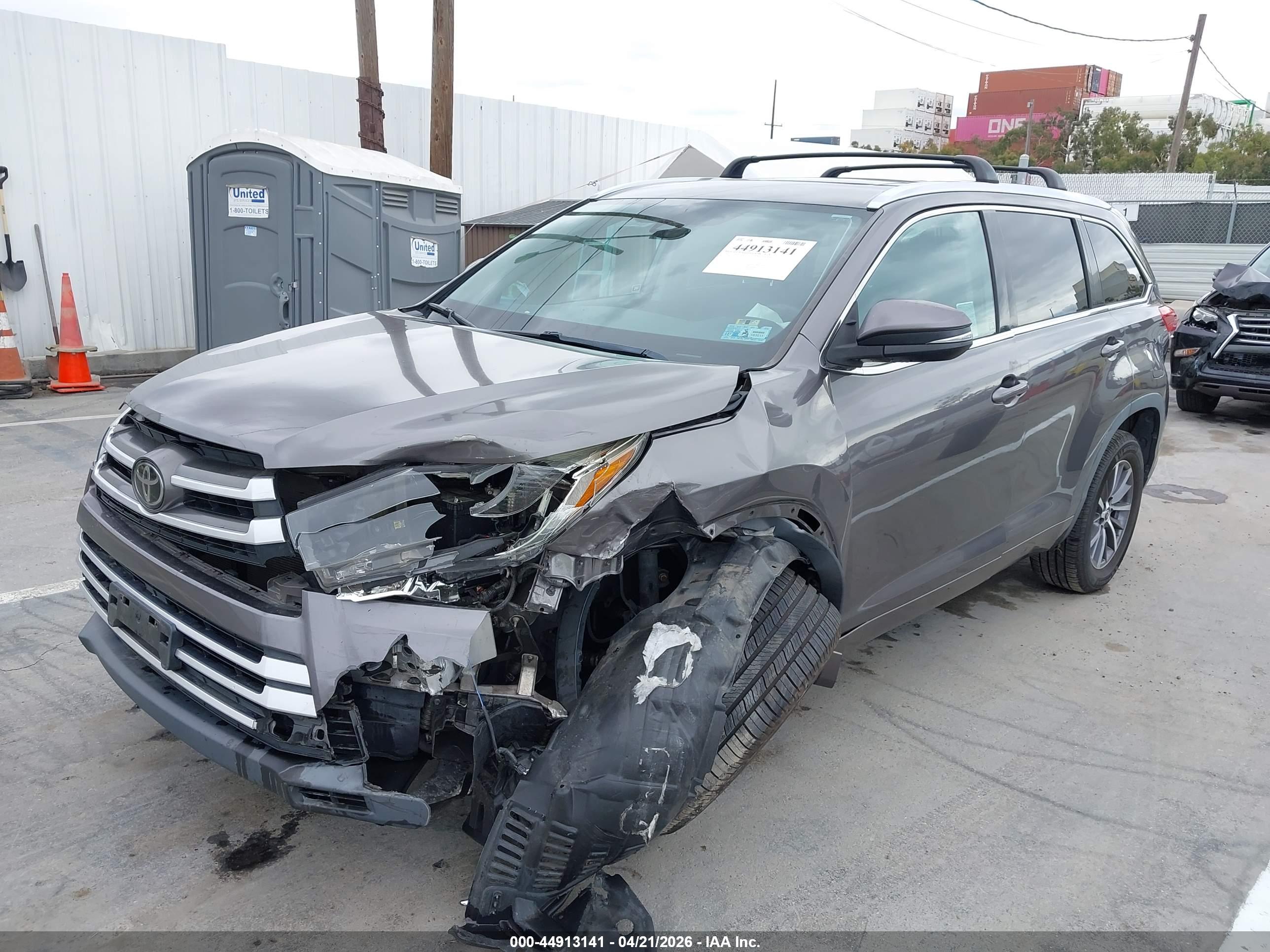 TOYOTA HIGHLANDER image 6