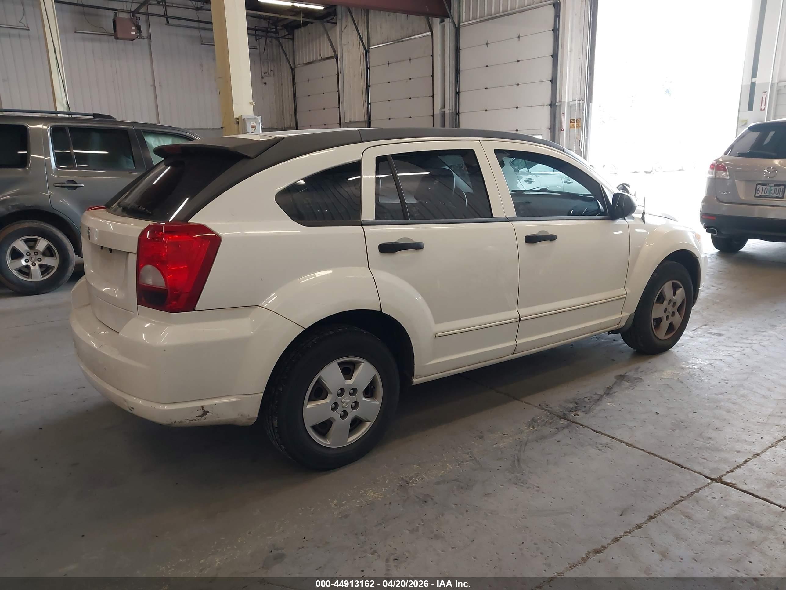 DODGE CALIBER image 4