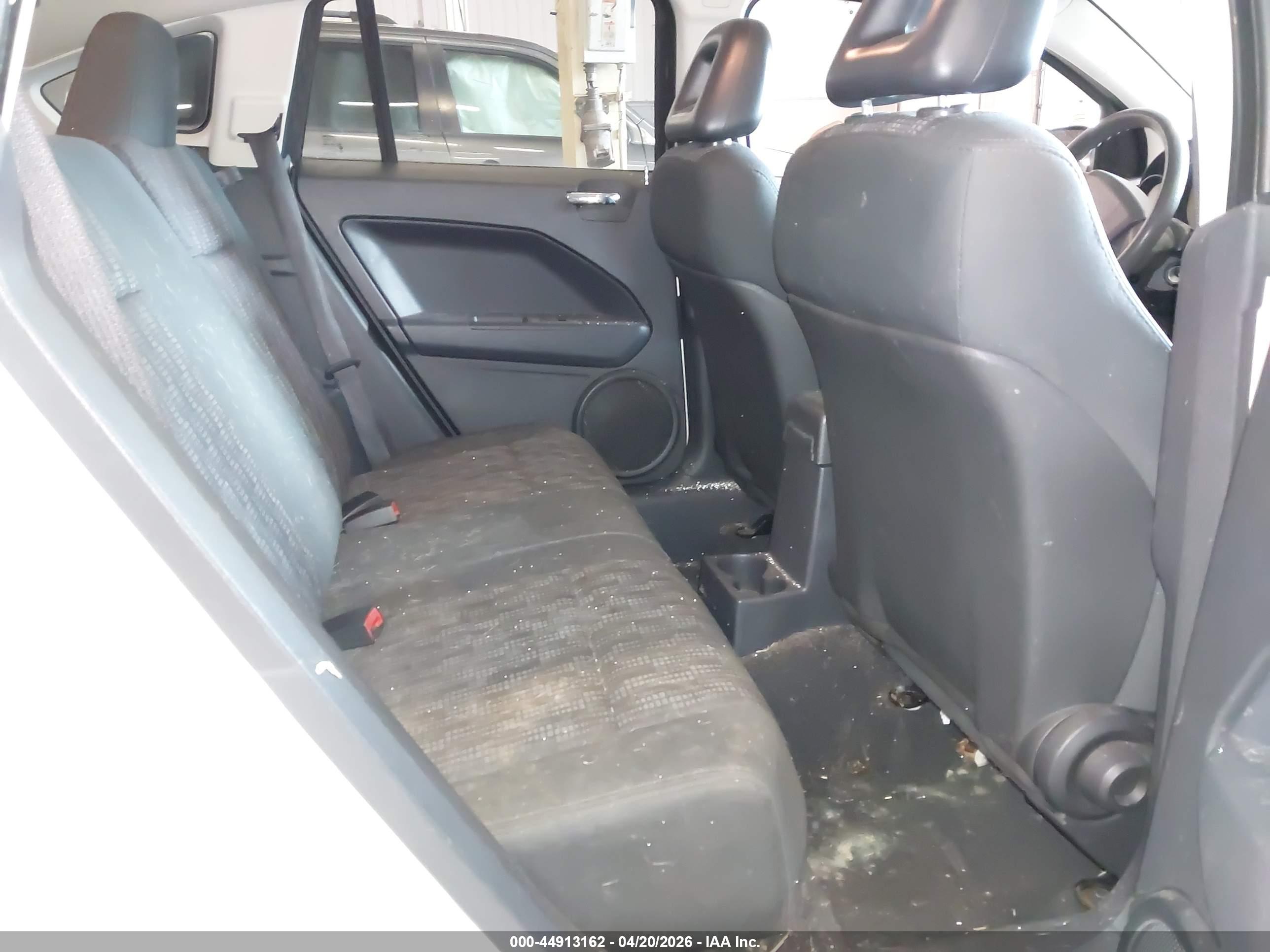 DODGE CALIBER image 8