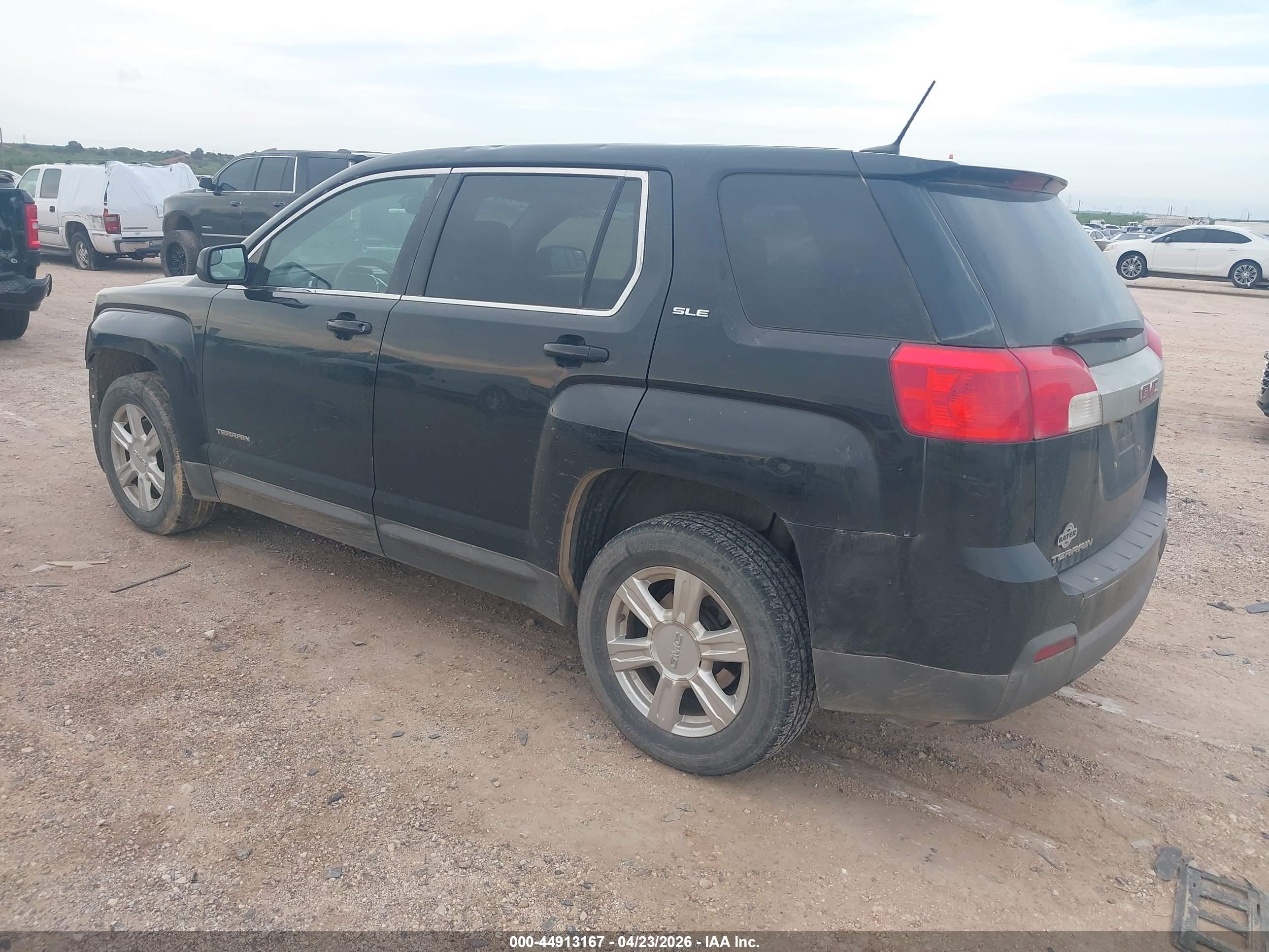 GMC TERRAIN image 3