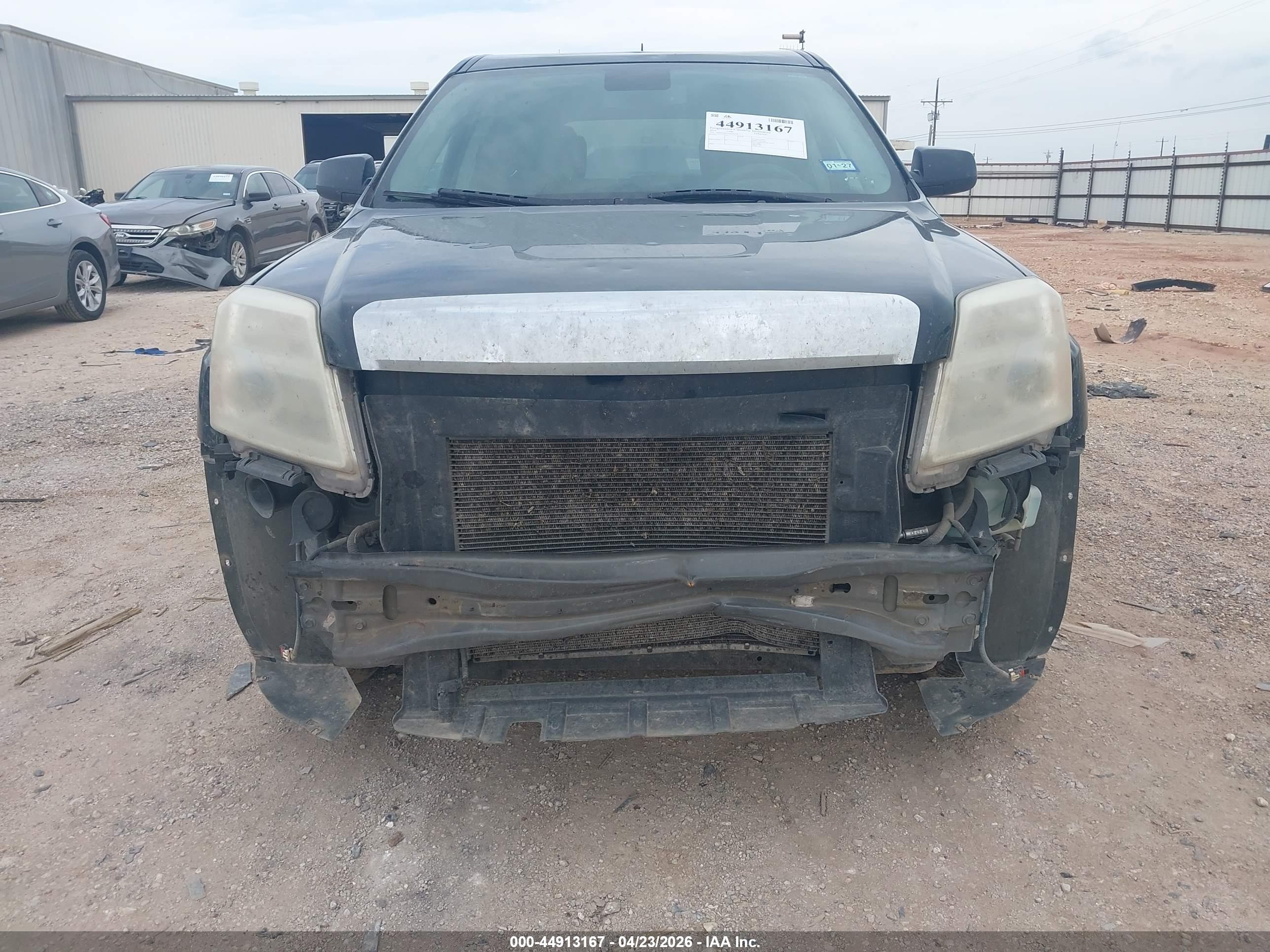 GMC TERRAIN image 6