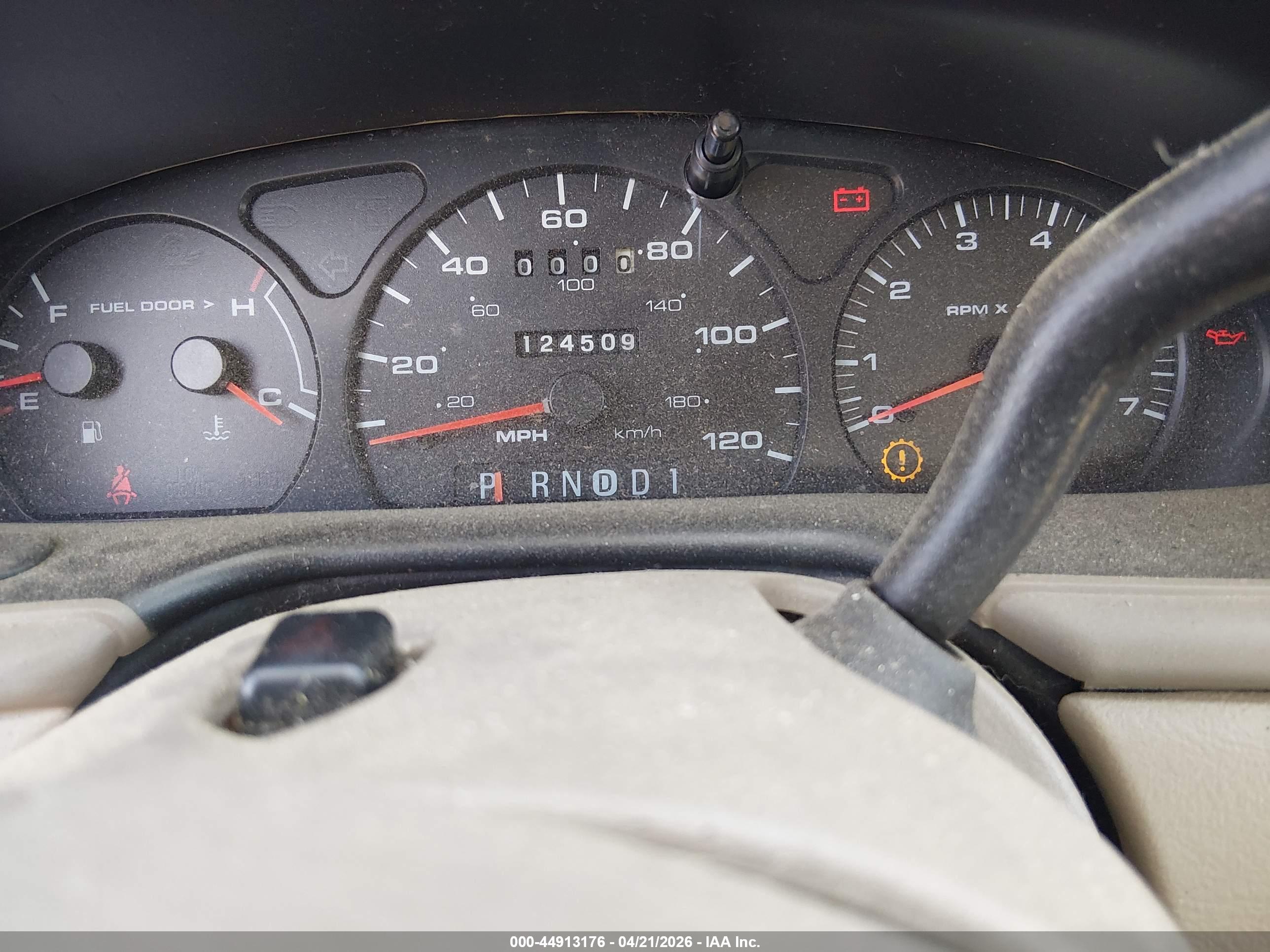 FORD TAURUS image 7