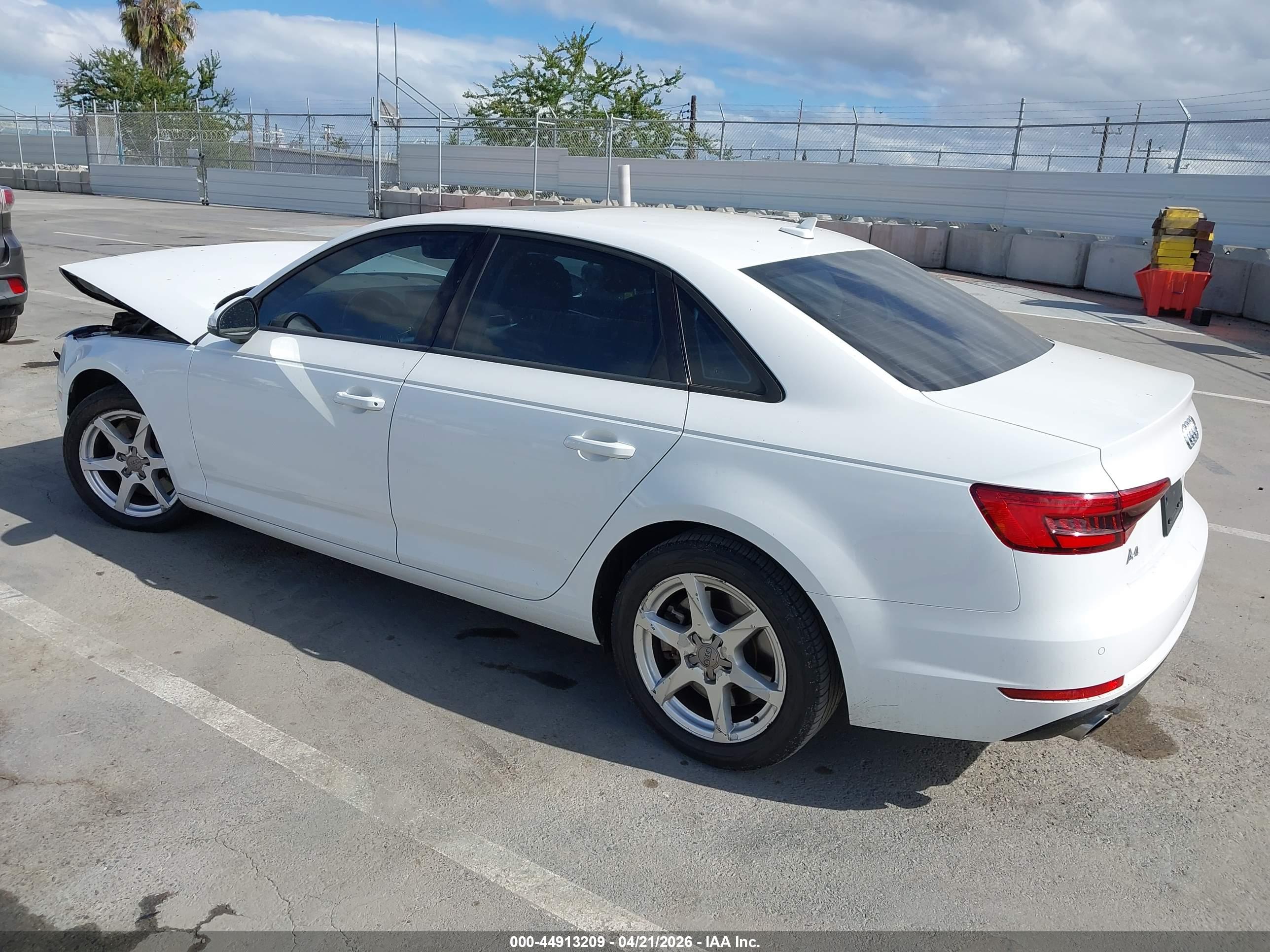 AUDI A4 image 3