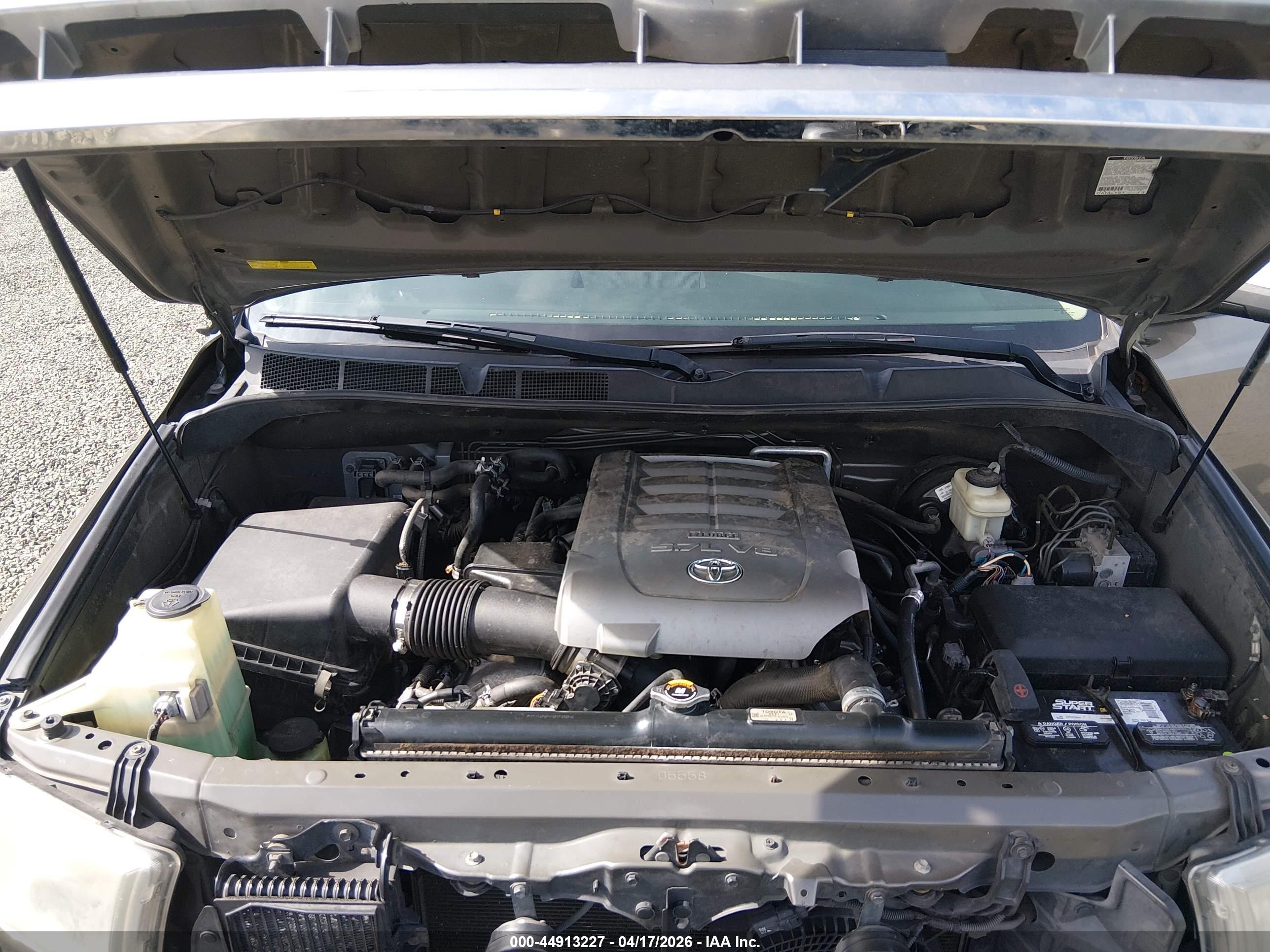 TOYOTA SEQUOIA image 10