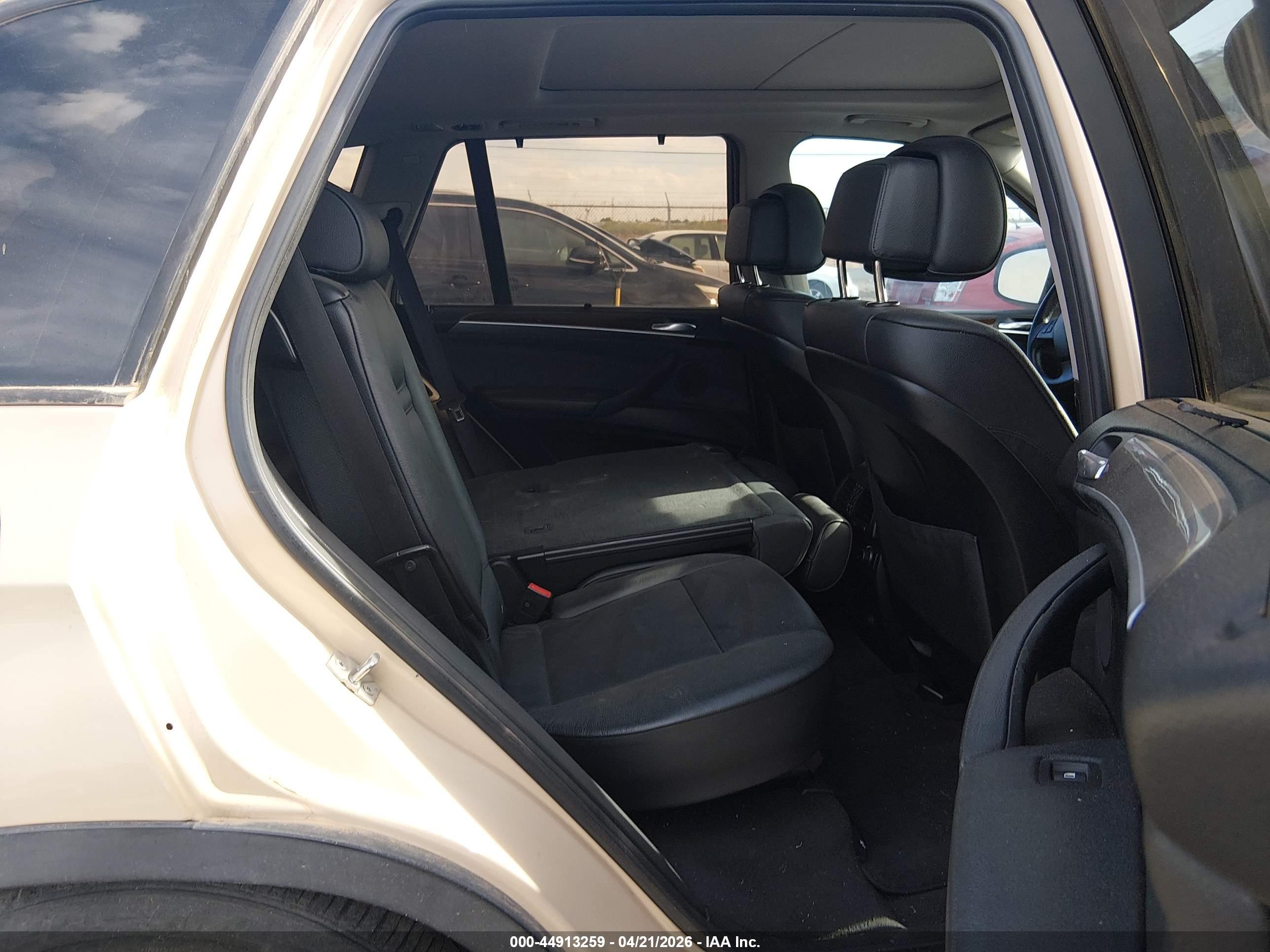 BMW X5 image 8