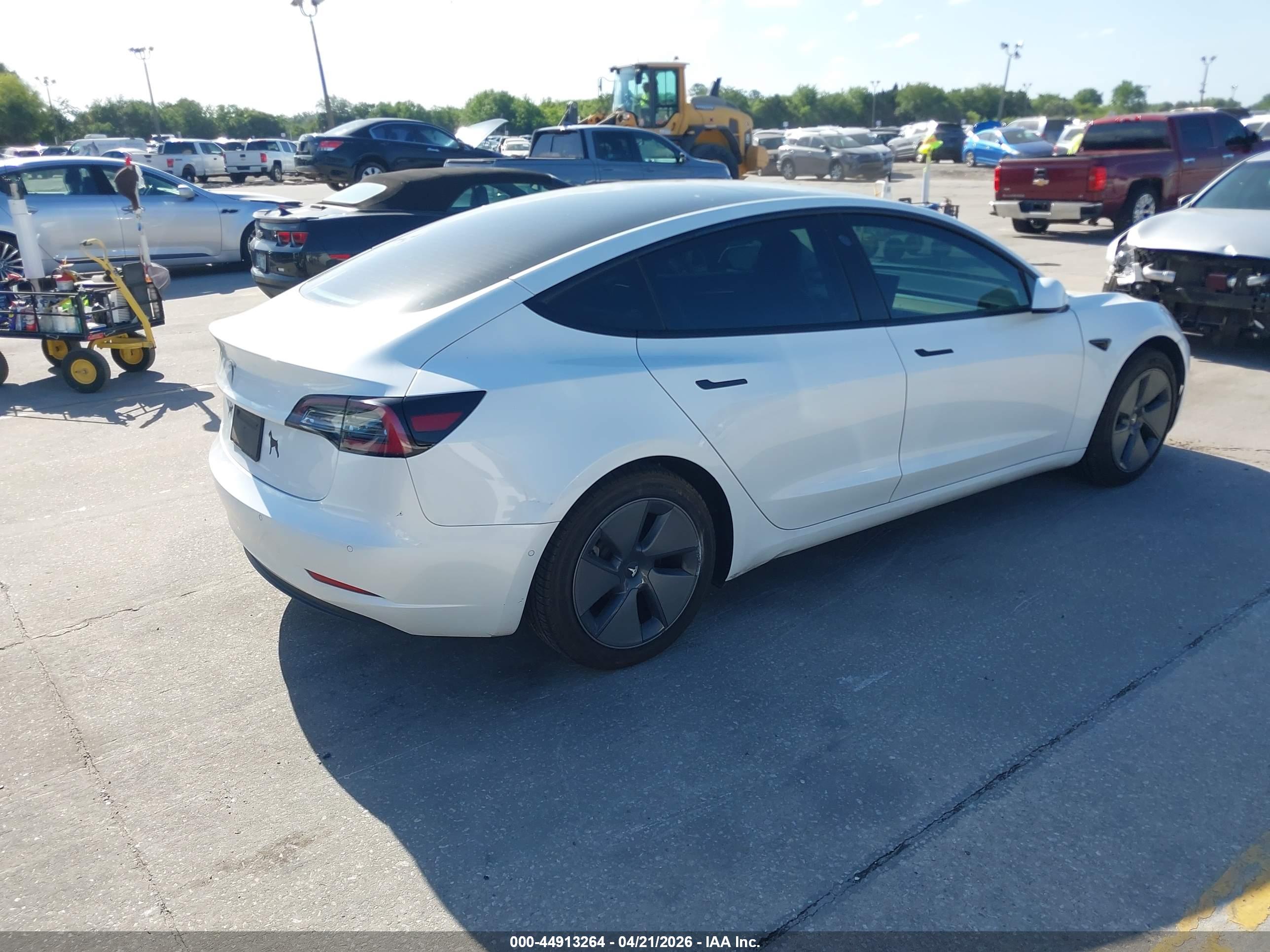 TESLA MODEL image 4