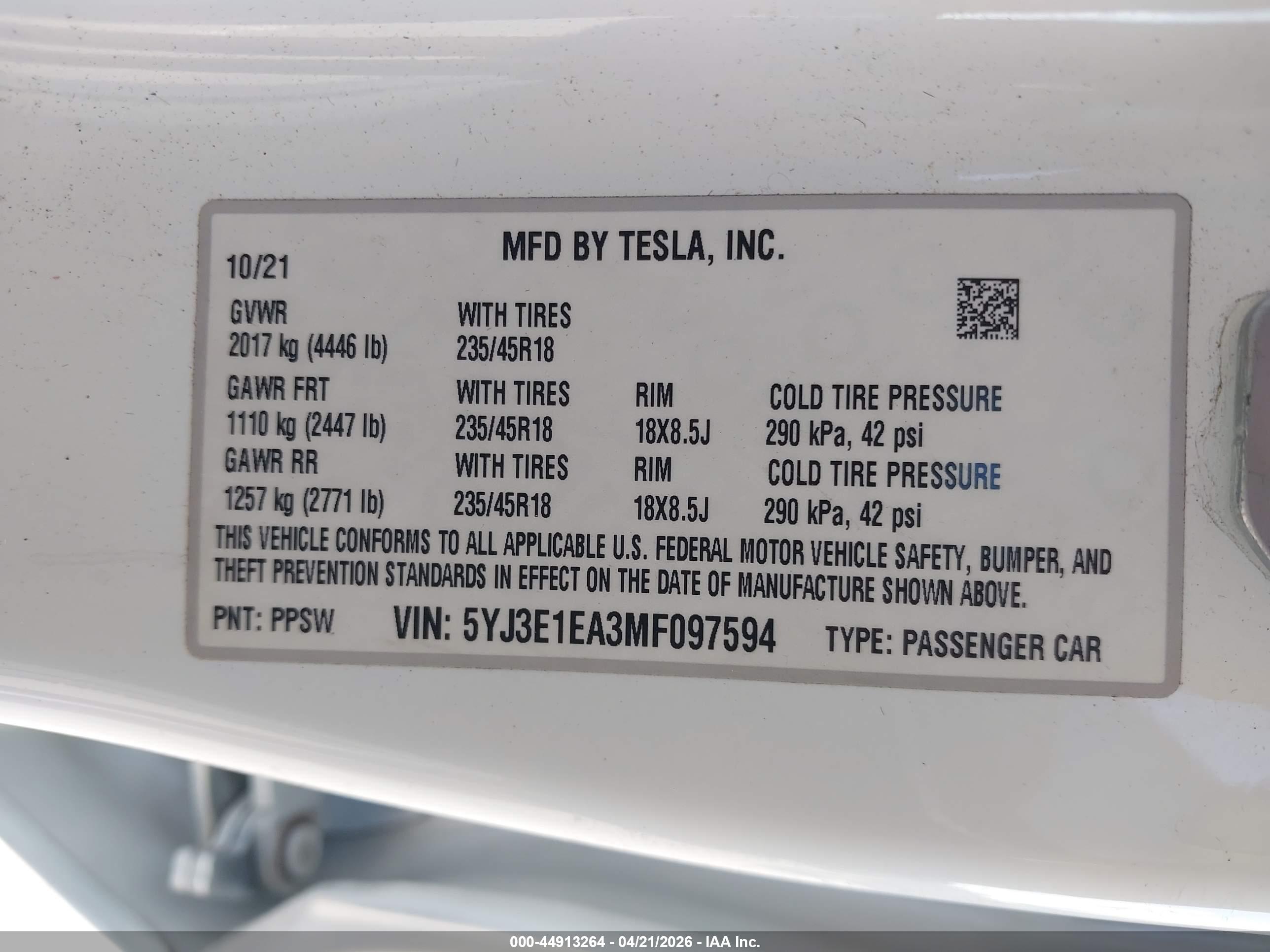TESLA MODEL image 9