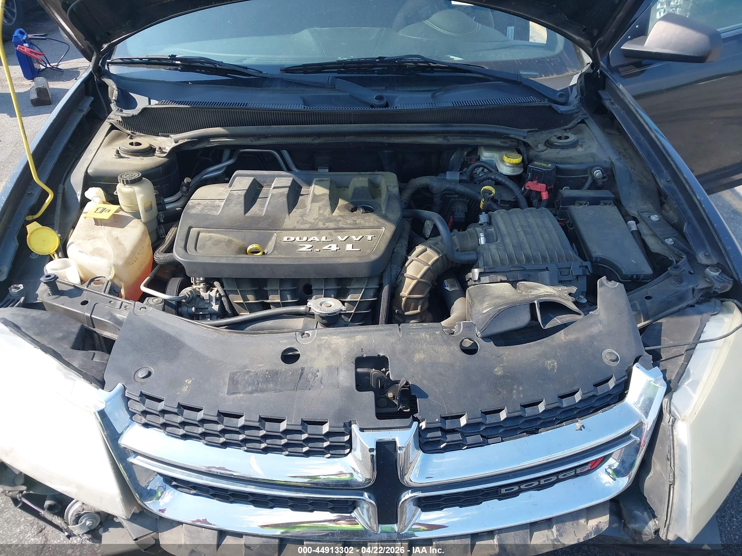 DODGE AVENGER image 10