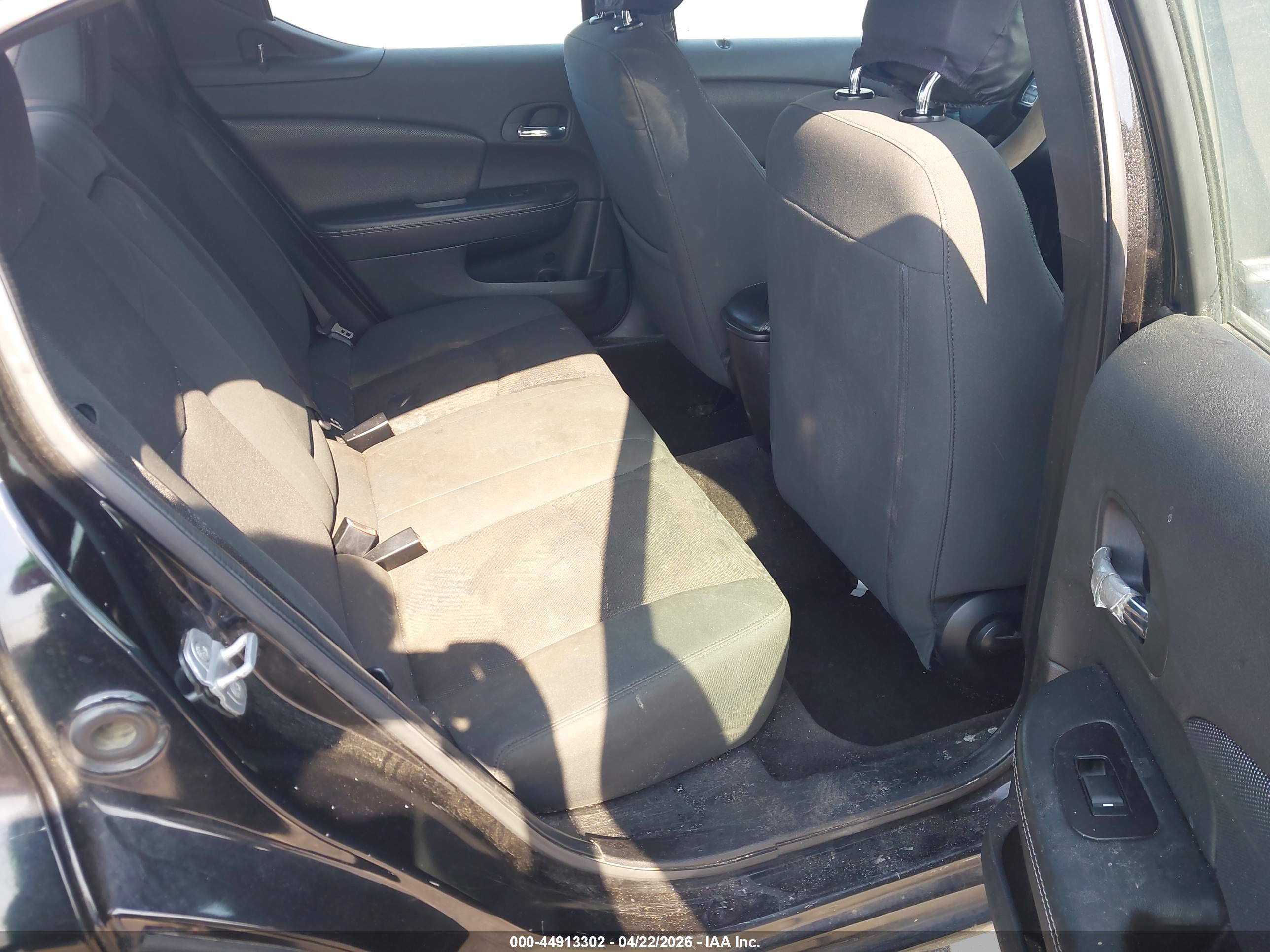 DODGE AVENGER image 8
