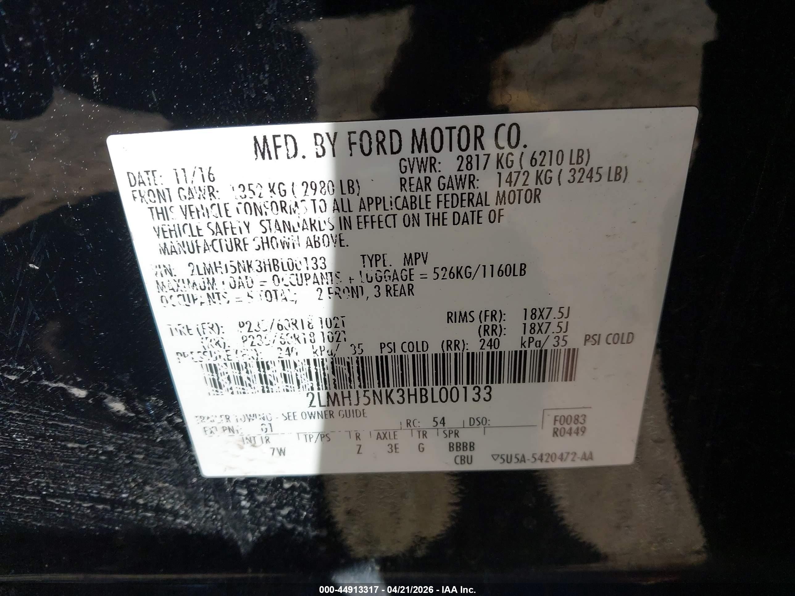LINCOLN MKT image 9