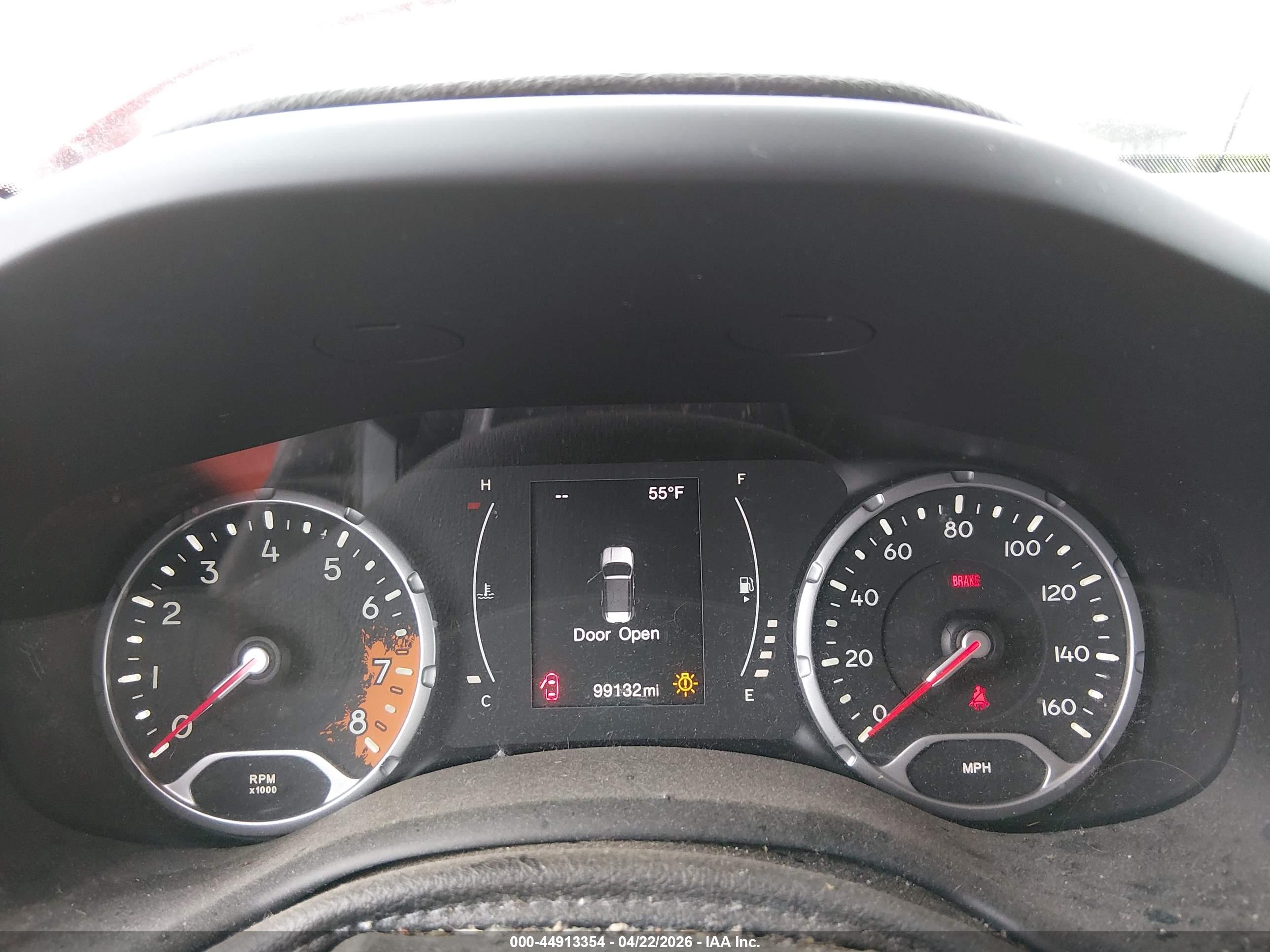 JEEP RENEGADE image 7