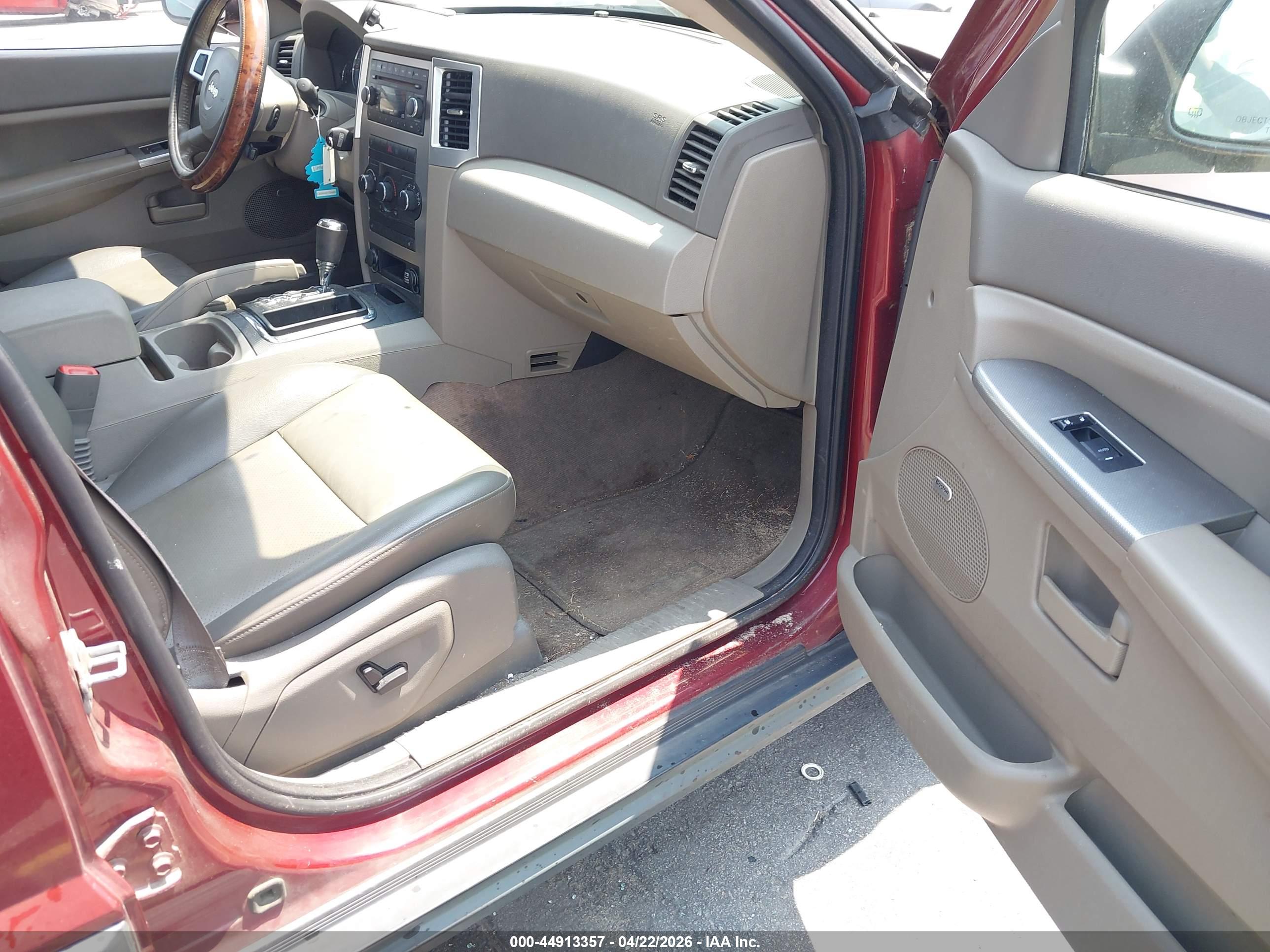 JEEP GRAND image 5