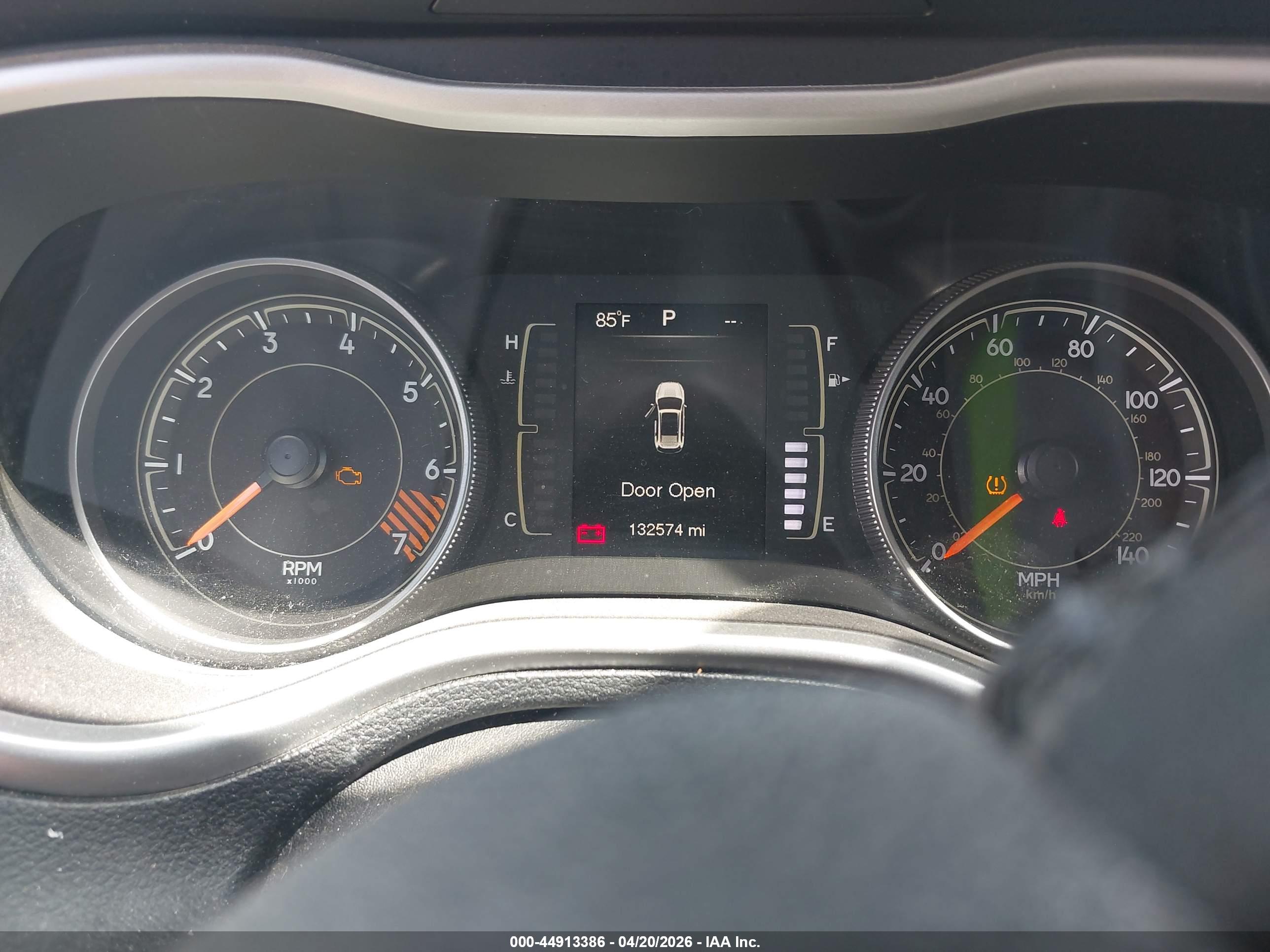 JEEP CHEROKEE image 7
