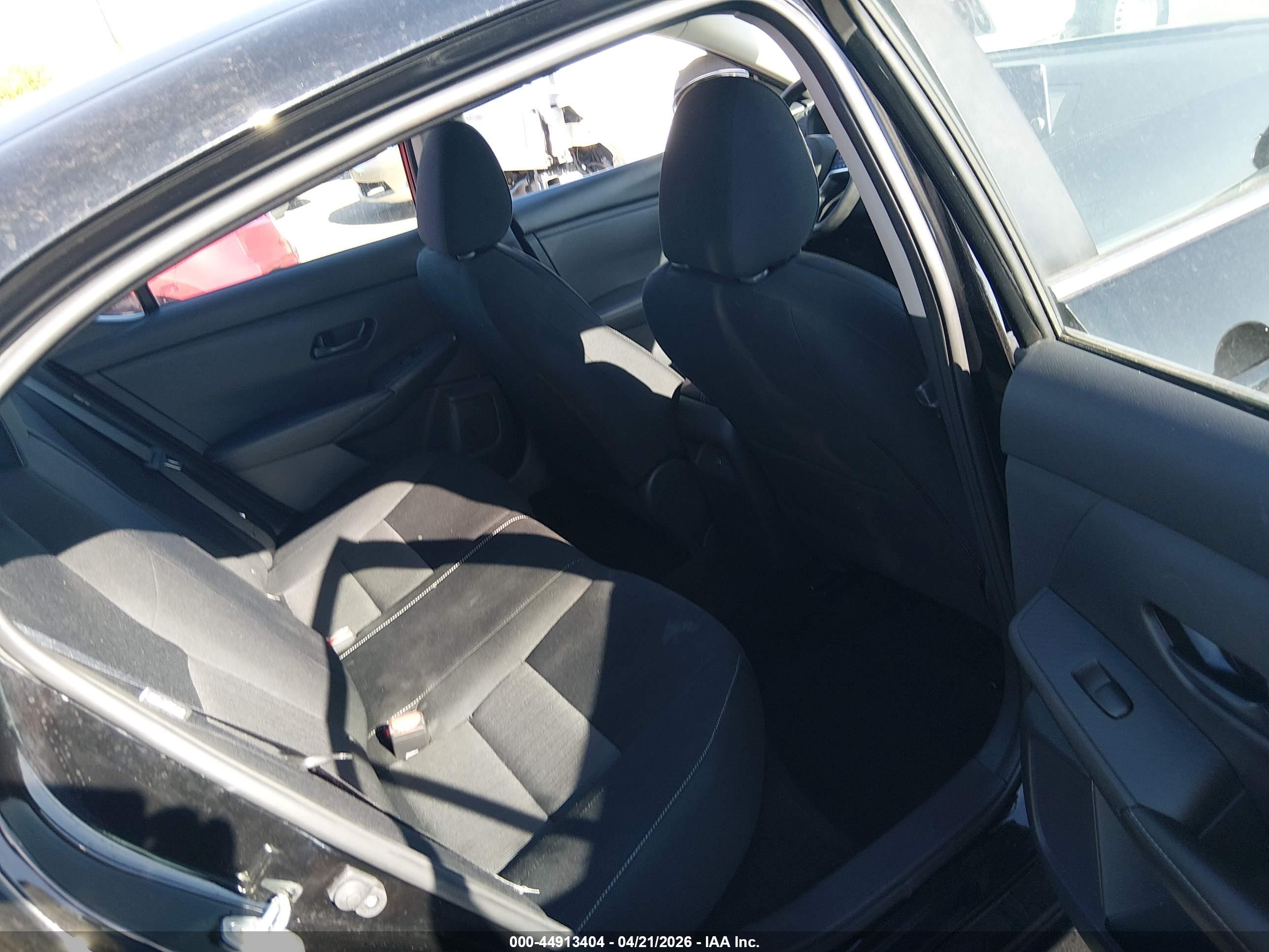 NISSAN SENTRA image 8