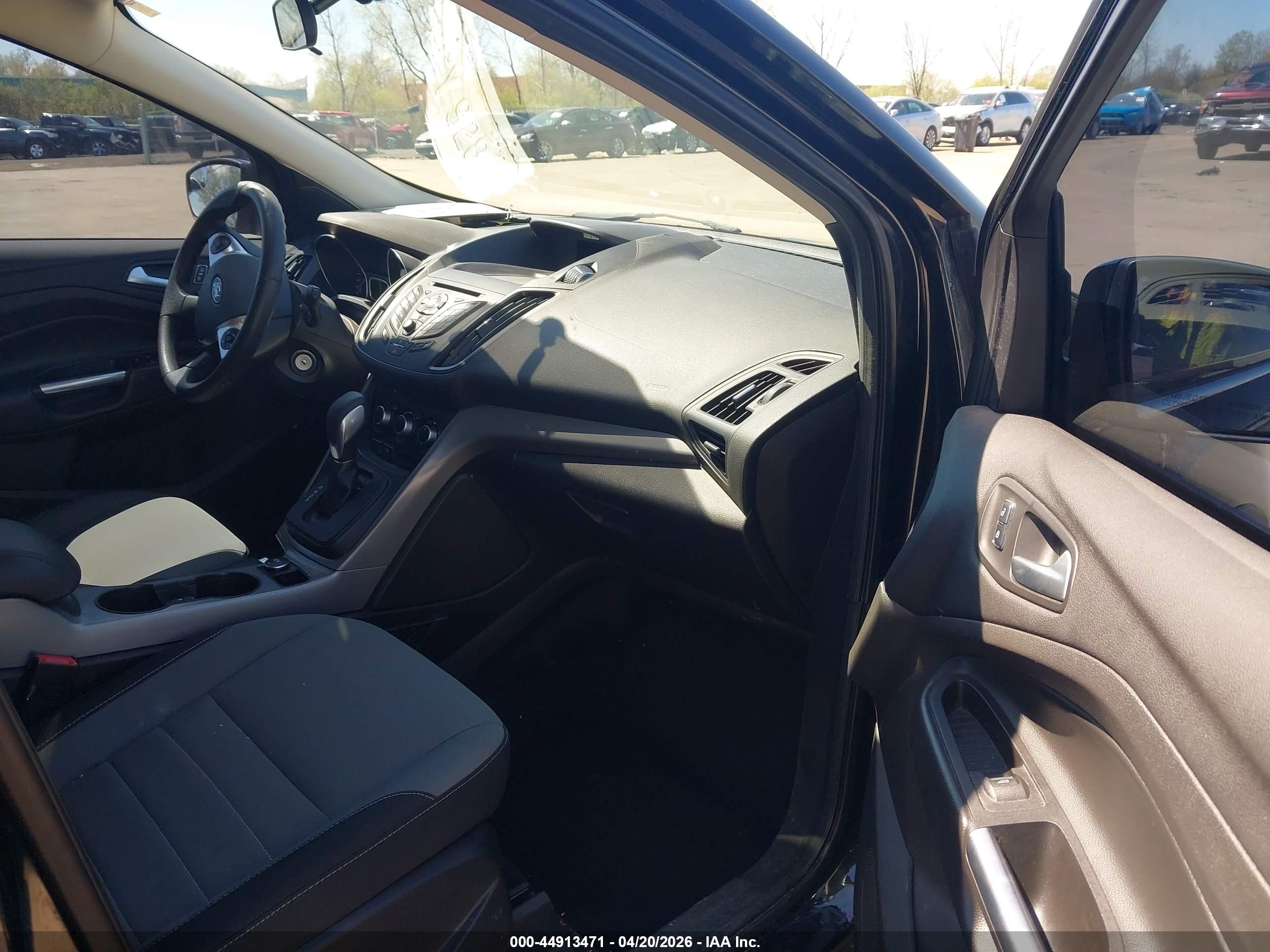 FORD ESCAPE image 5