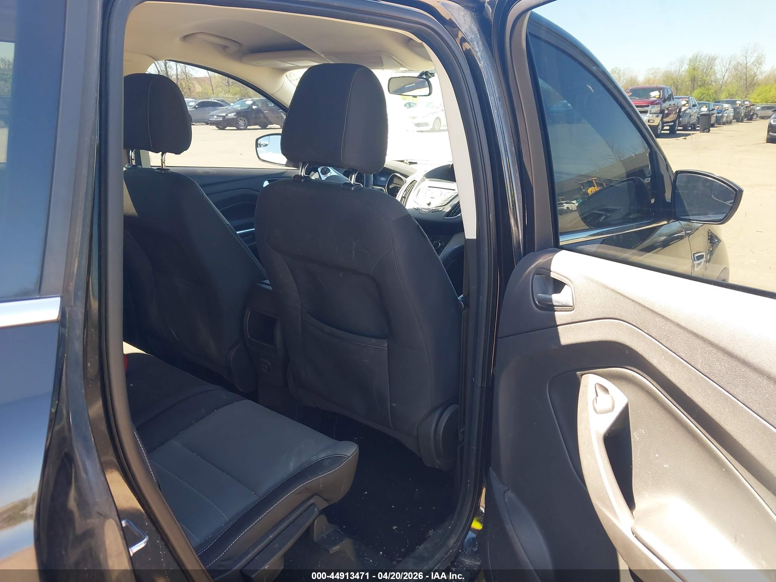 FORD ESCAPE image 8