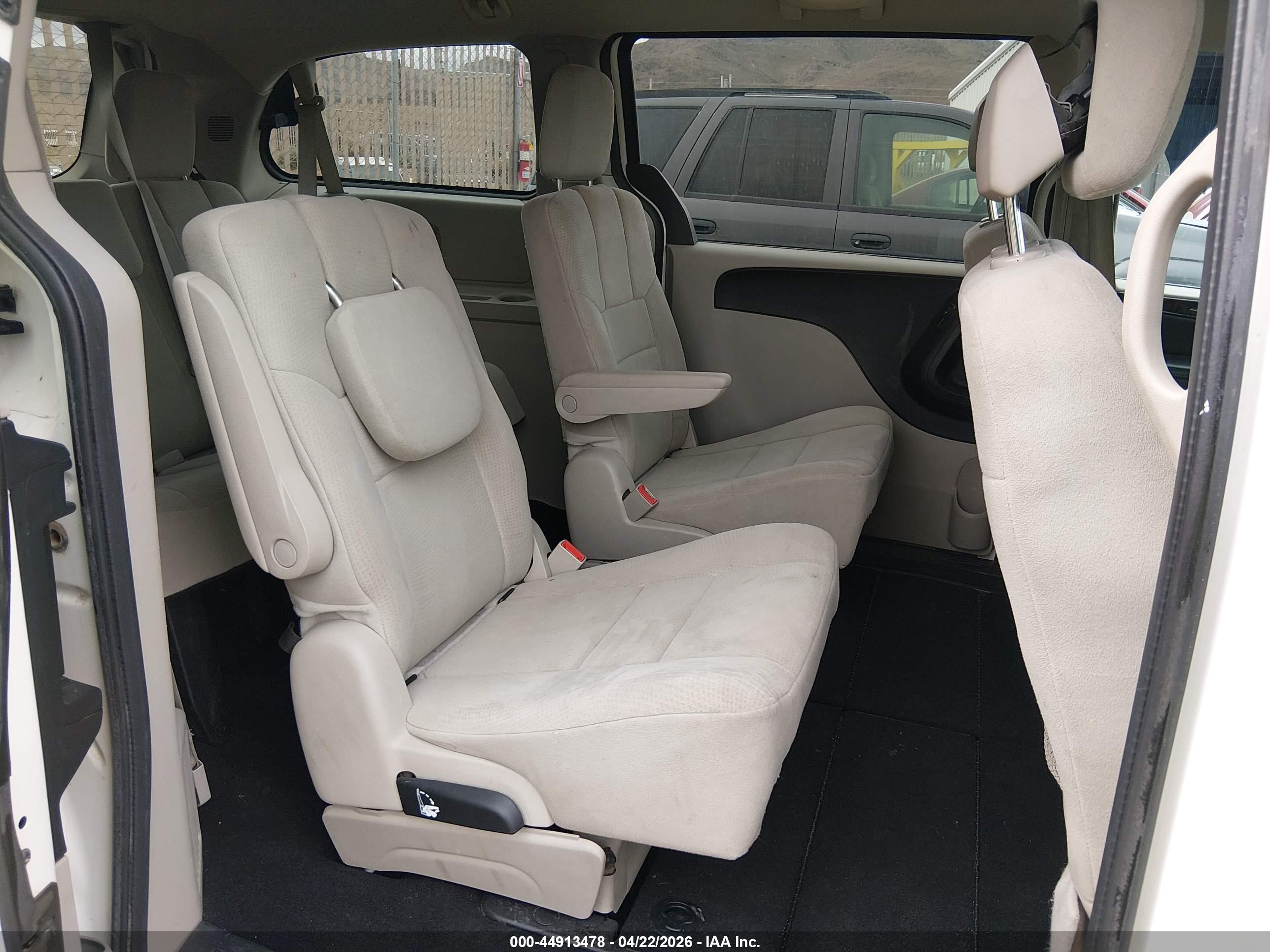 DODGE GRAND image 8