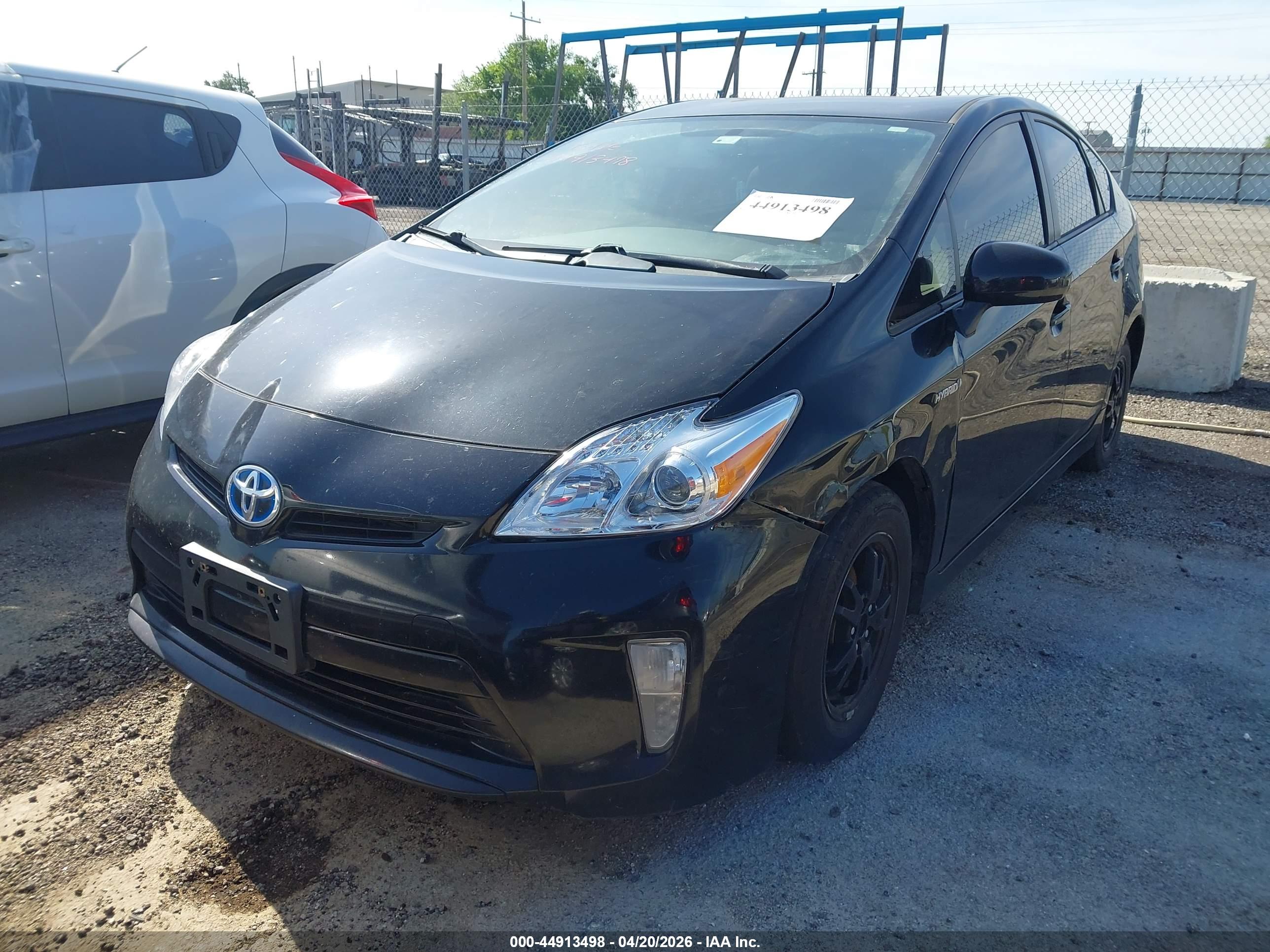TOYOTA PRIUS image 2