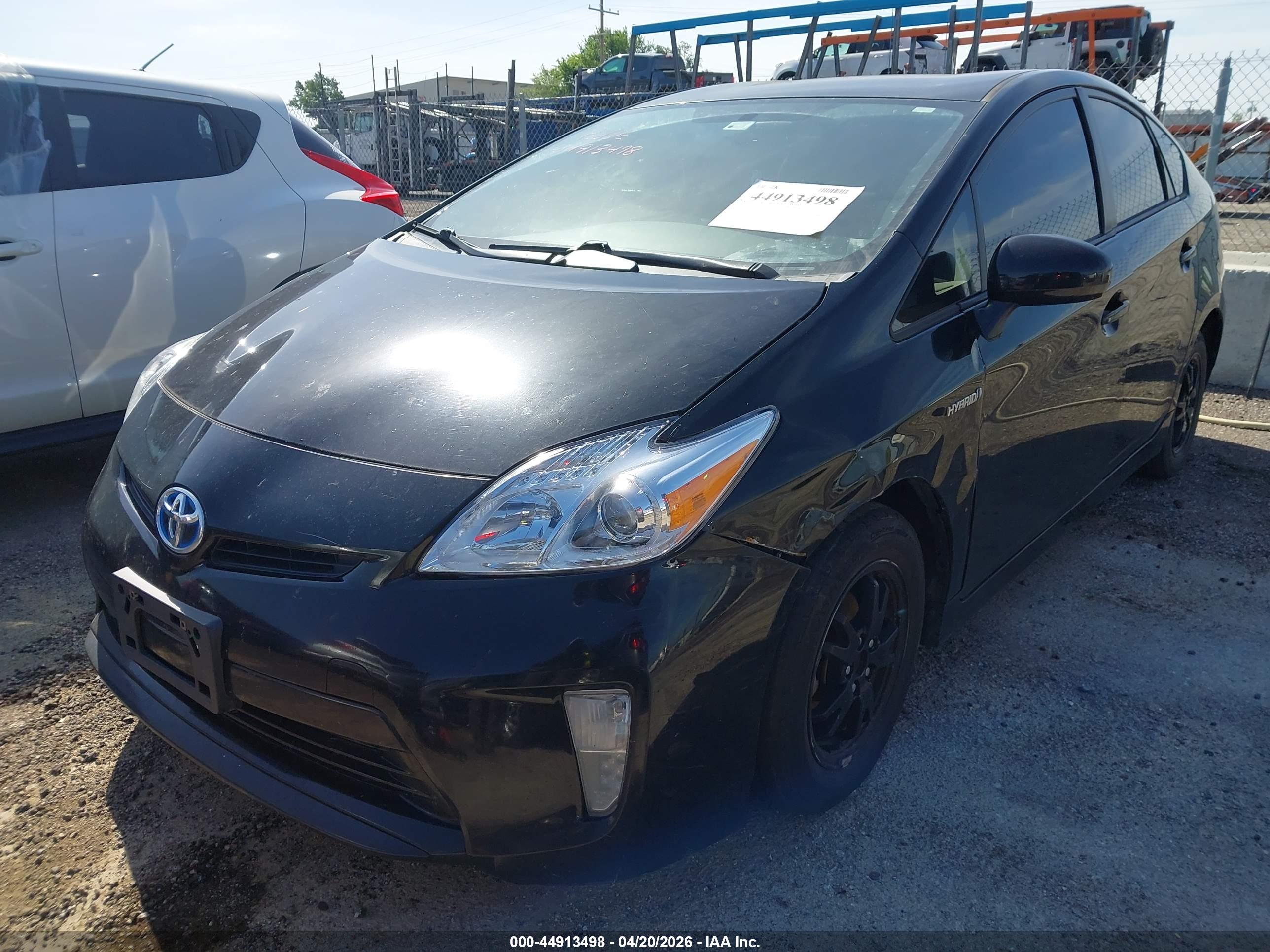 TOYOTA PRIUS image 6