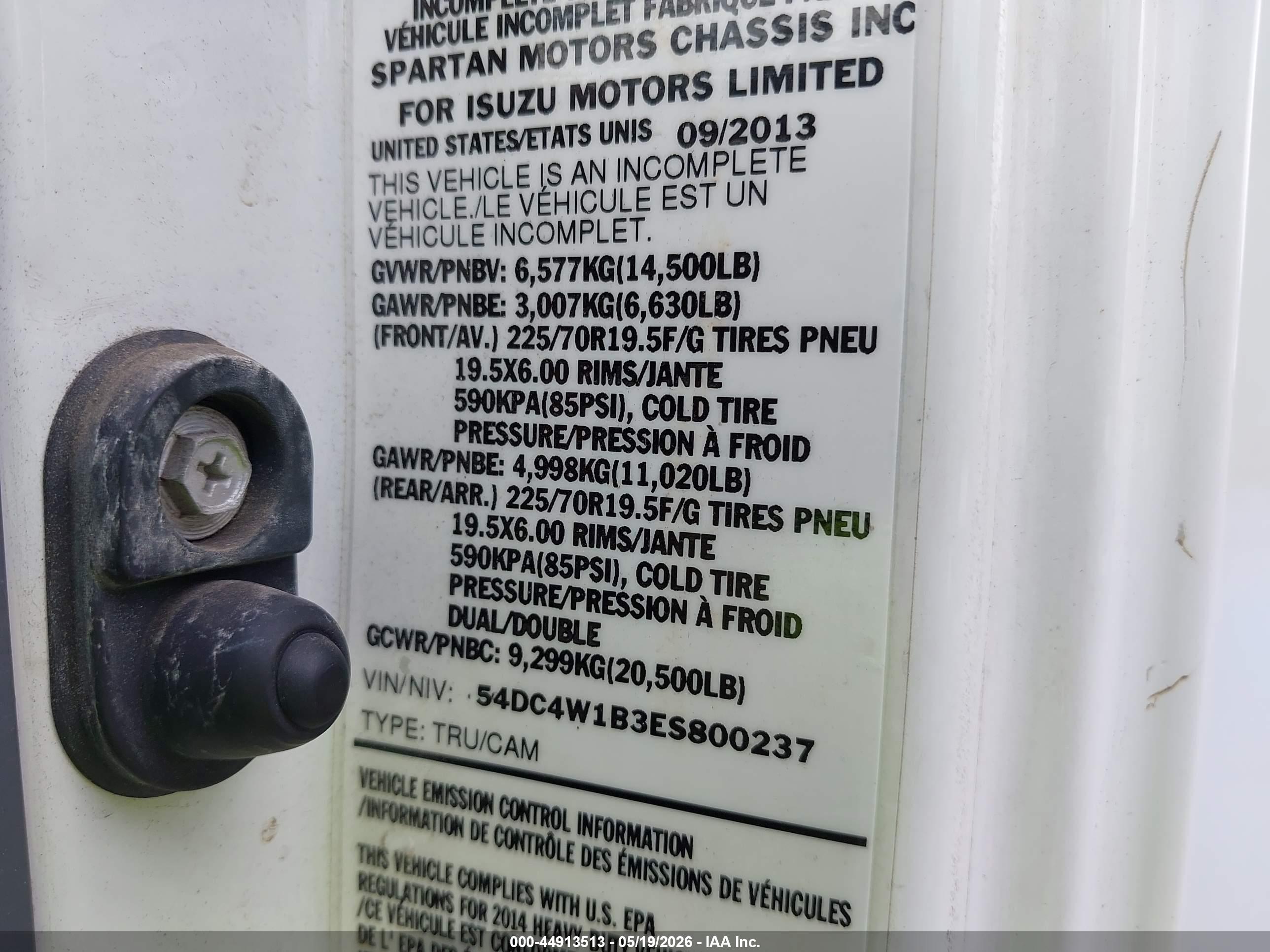 ISUZU NPR image 9
