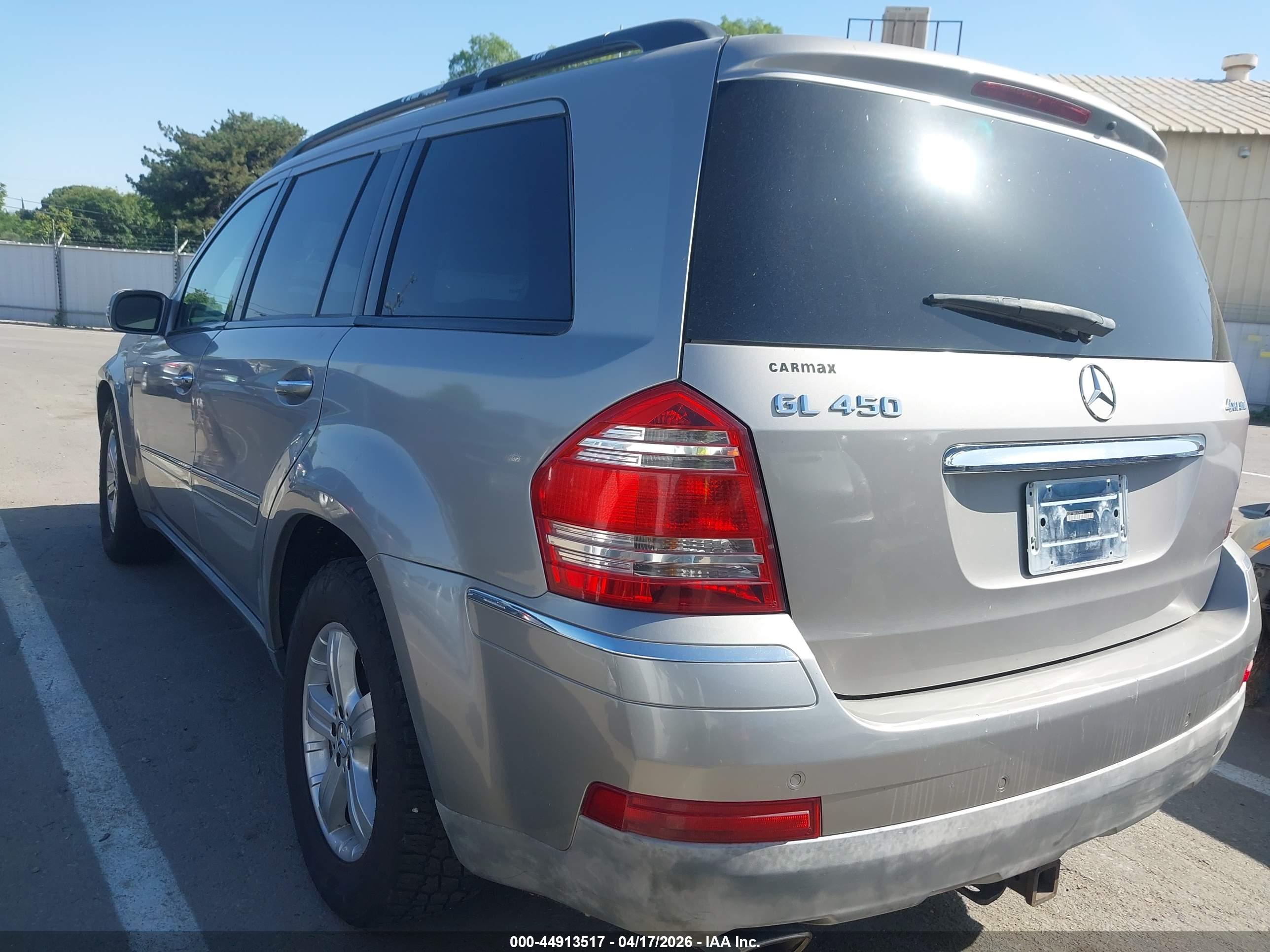 MERCEDES-BENZ GL image 3
