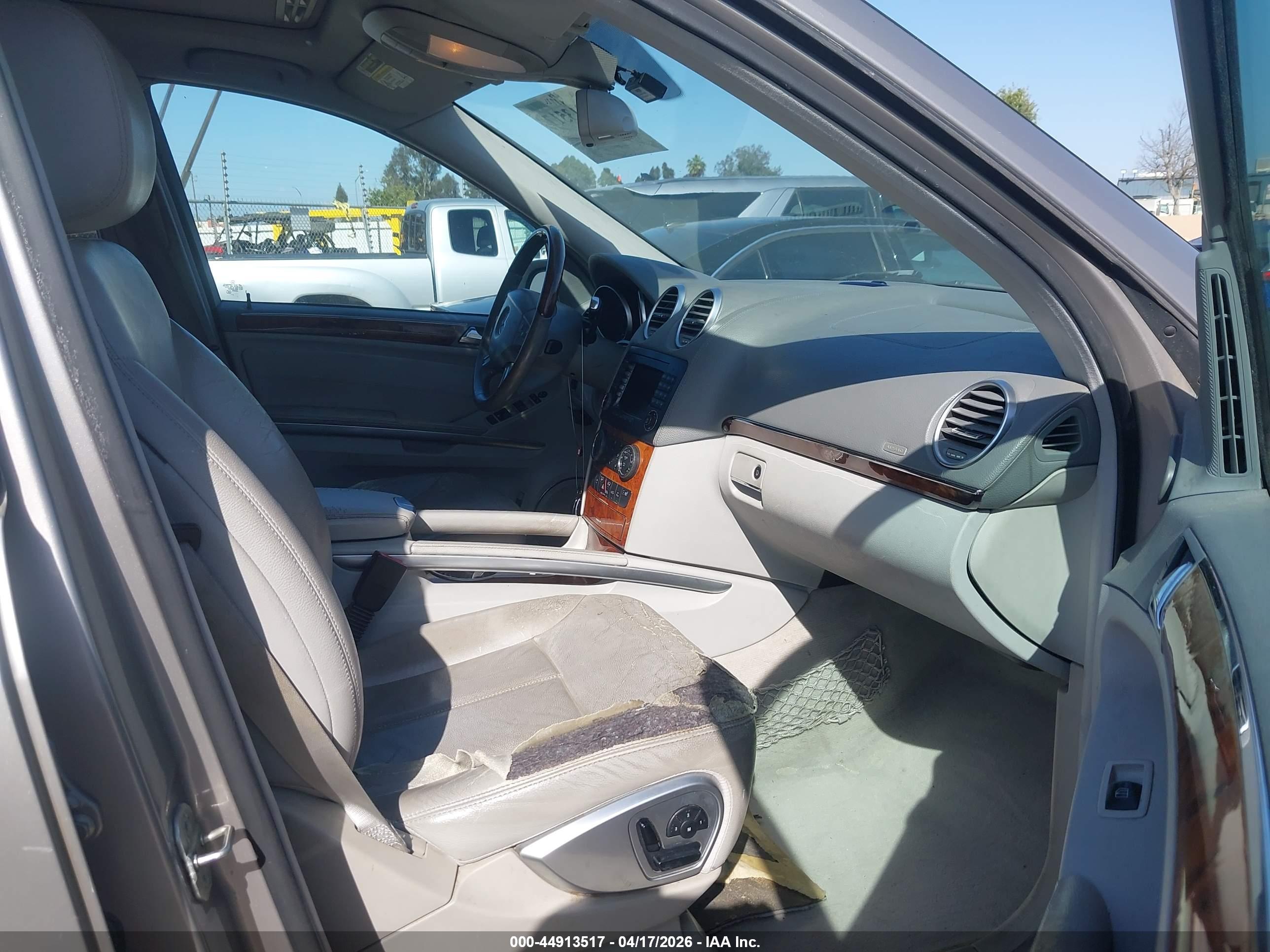 MERCEDES-BENZ GL image 5