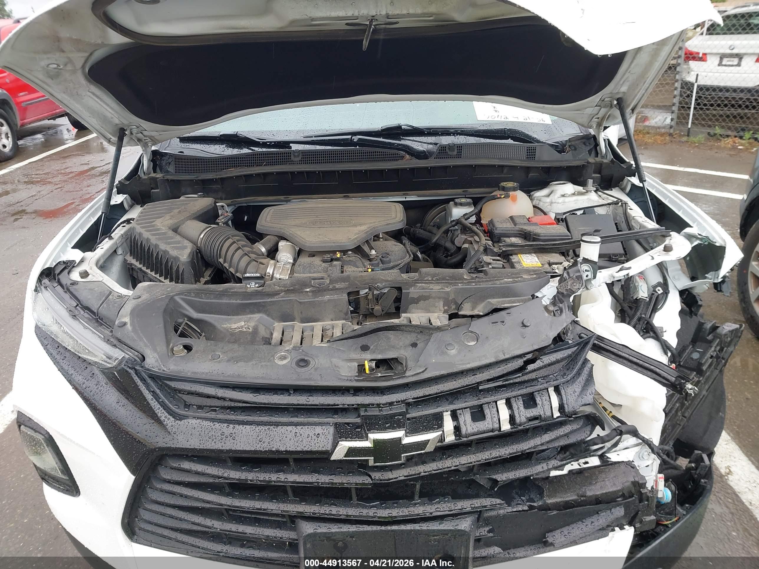 CHEVROLET BLAZER image 10