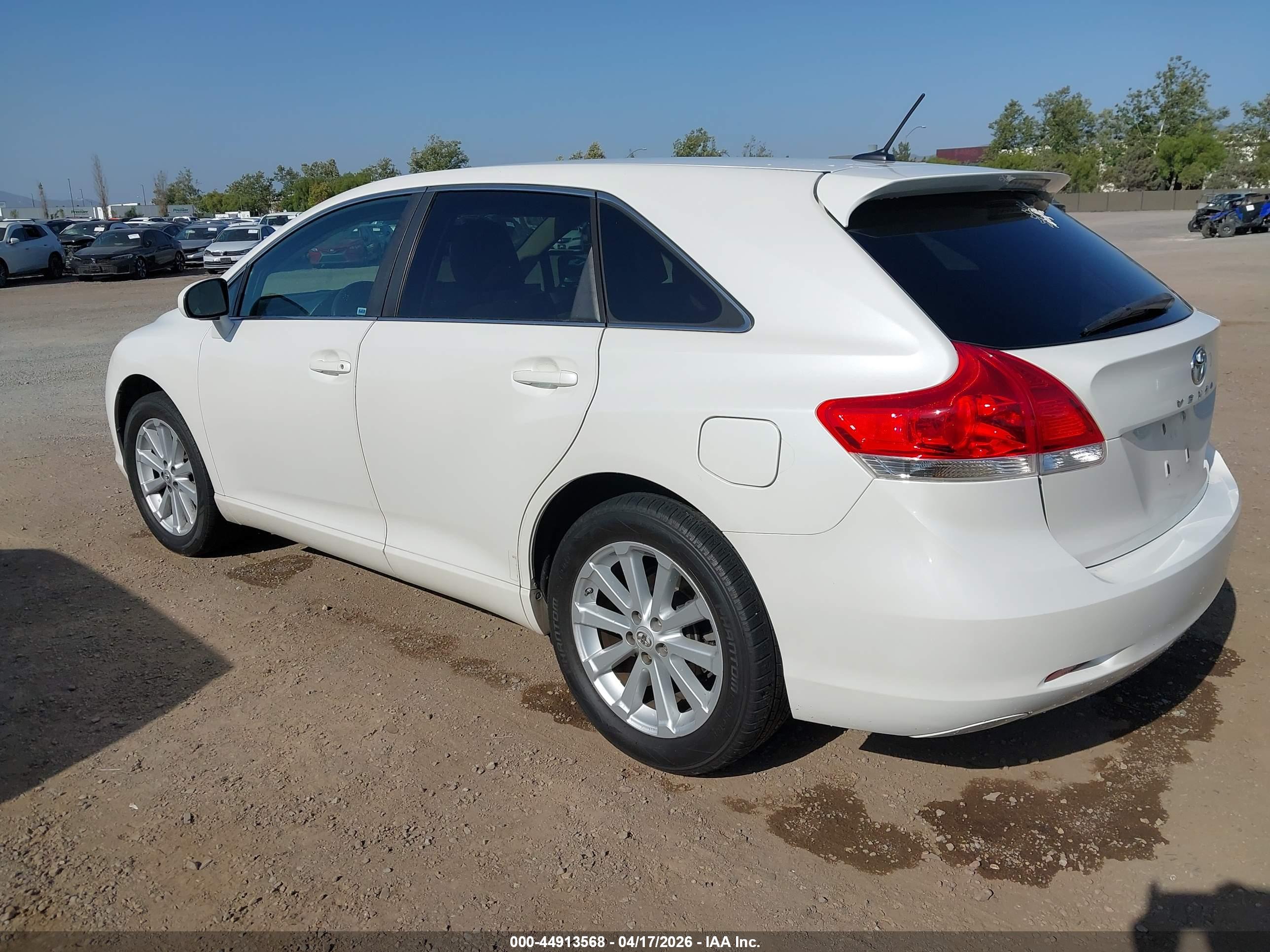TOYOTA VENZA image 3