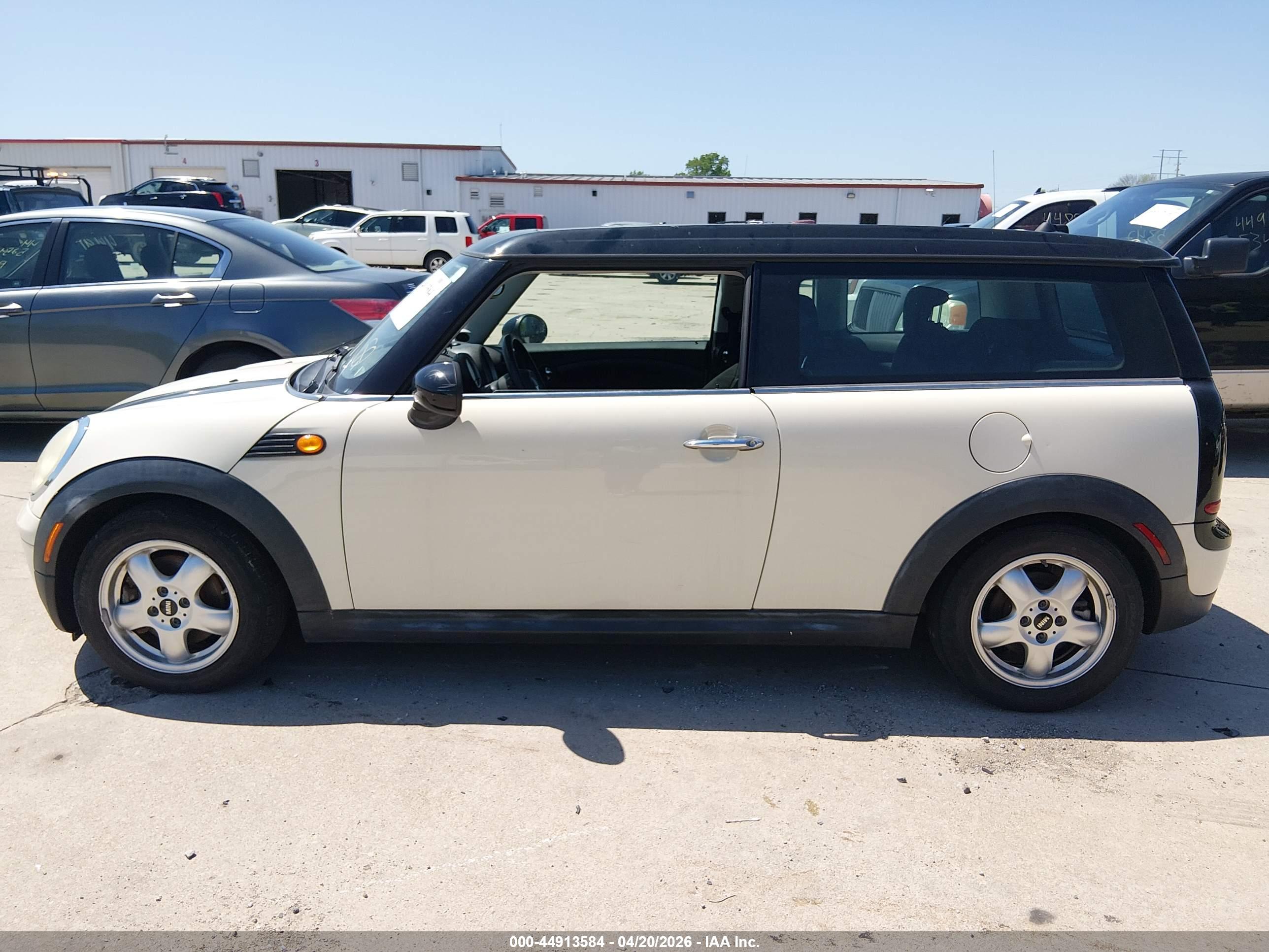 MINI COOPER image 6