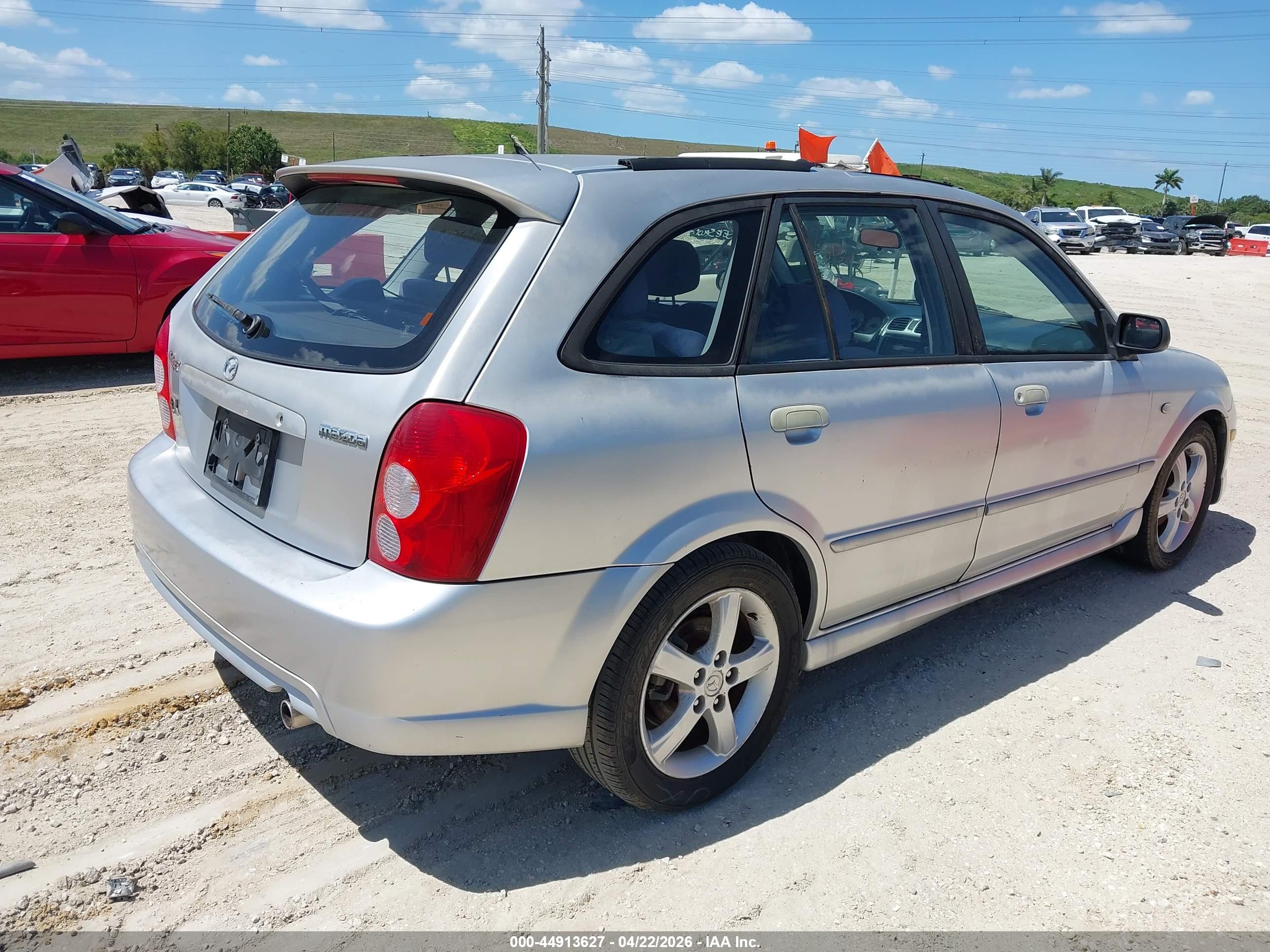 MAZDA PROTEGE5 image 4